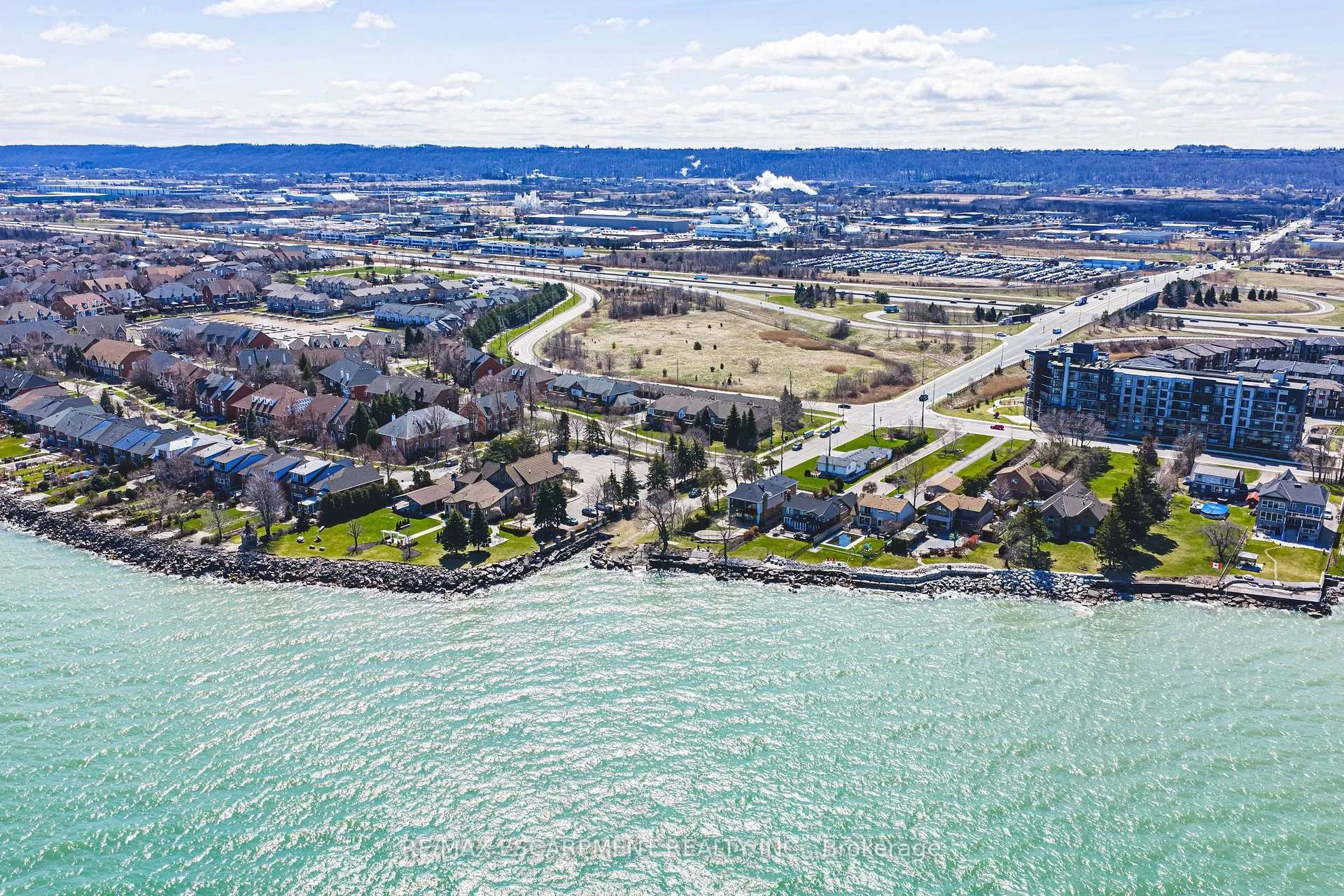 Photo 30 of Unit 14, 2 Harbour Drive, Hamilton, Lakeshore — HOMEH