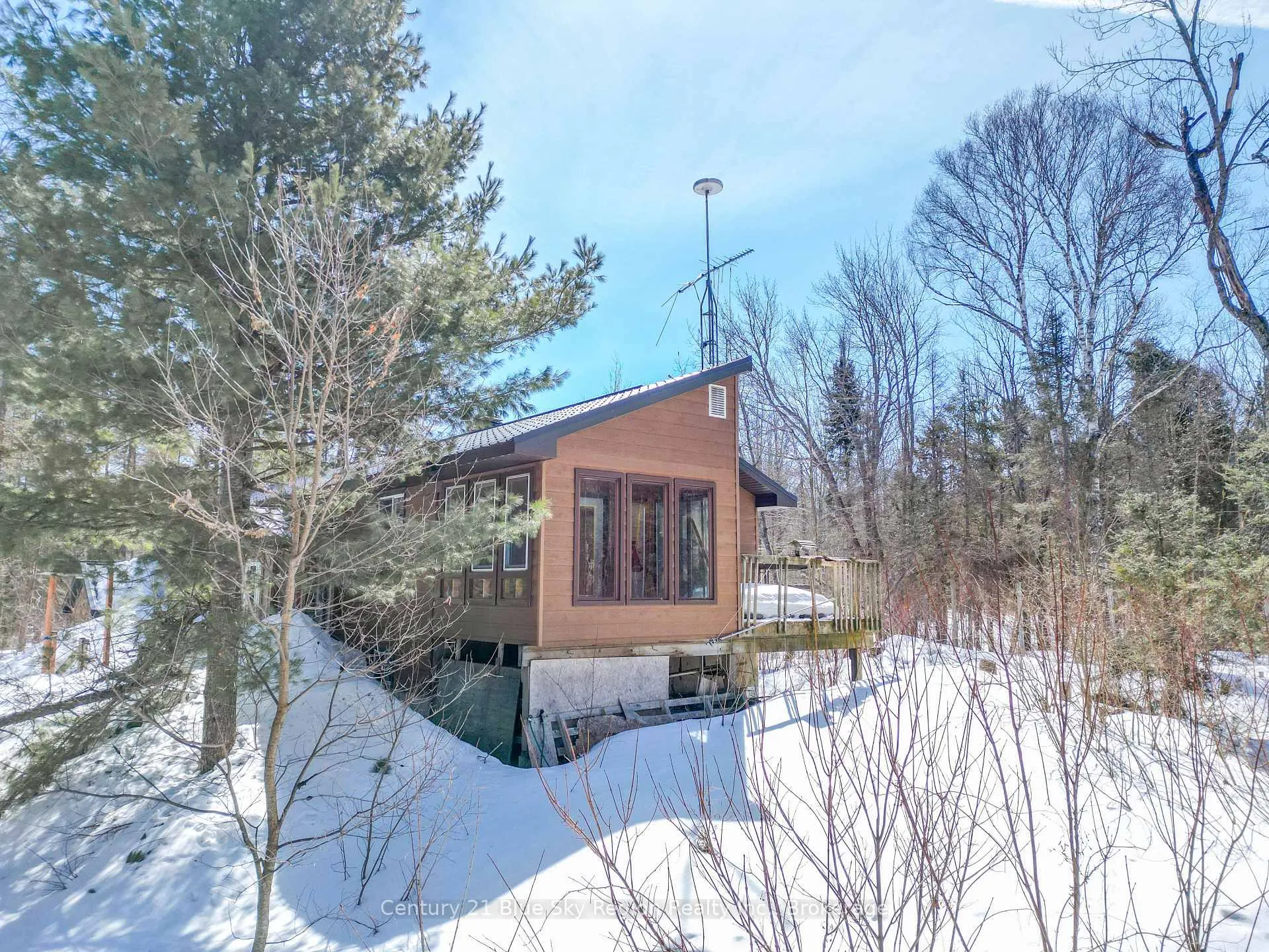 Photo 4 of 55 Chadbourne Drive, North Bay, Airport — HOMEH