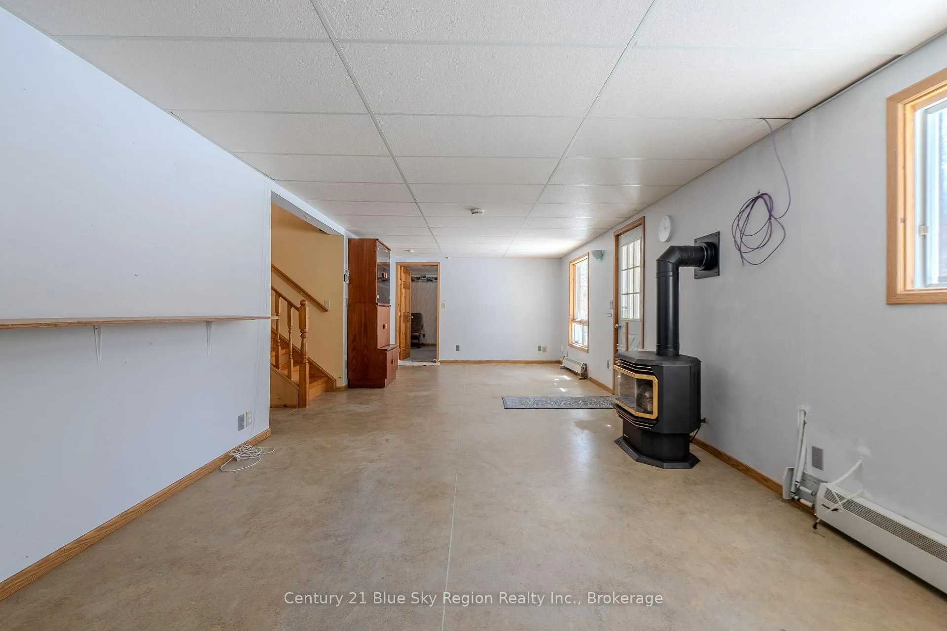 Photo 35 of 55 Chadbourne Drive, North Bay, Airport — HOMEH
