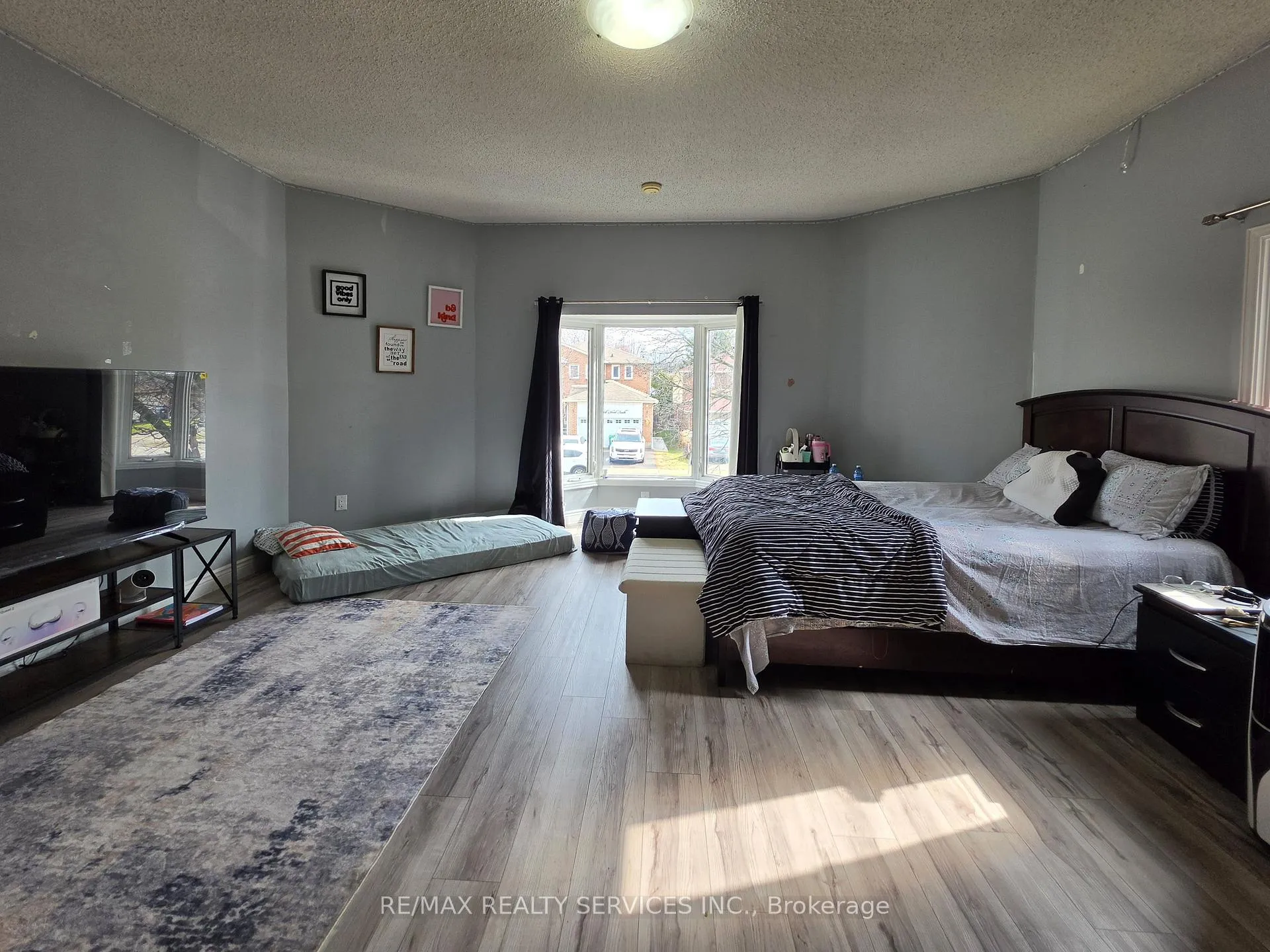 Photo 18 of 377 Mill Street S, Brampton, Brampton South — HOMEH