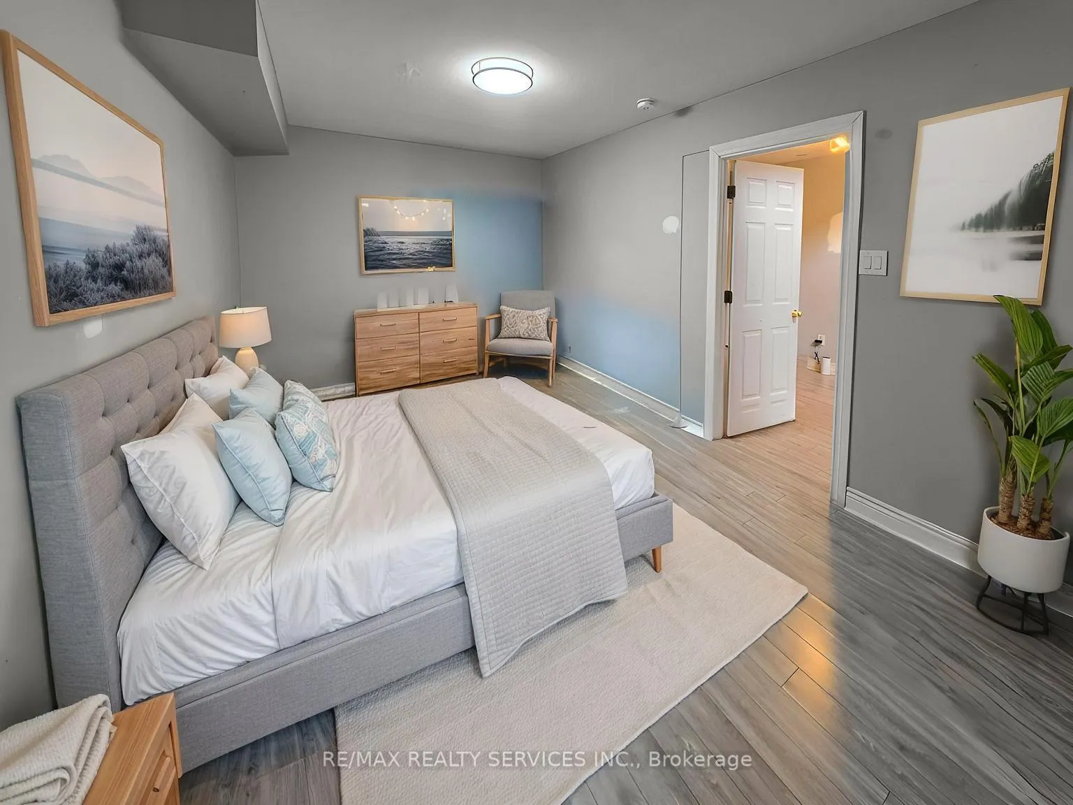 Photo 22 of 377 Mill Street S, Brampton, Brampton South — HOMEH