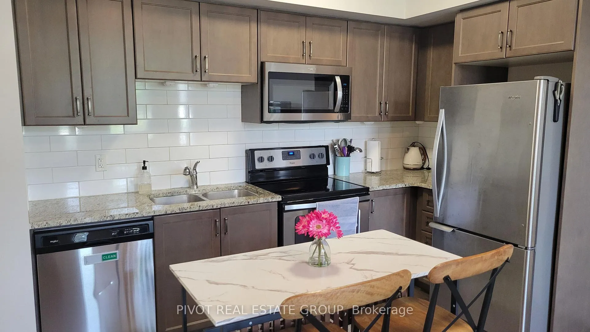 Photo 9 of Unit 23, 148 Watson Parkway N, Guelph, Grange Road — HOMEH