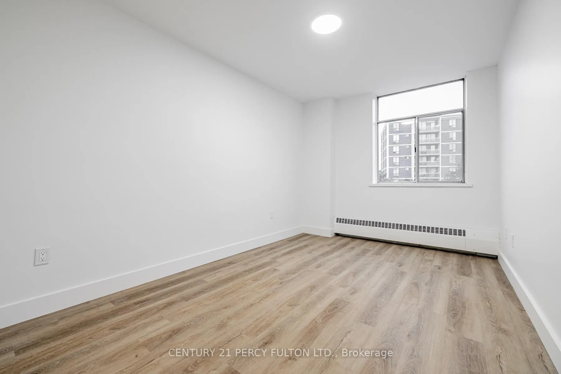 Photo 16 of Unit 702, 2 Park Vista Drive, Toronto, O'Connor-Parkview — HOMEH
