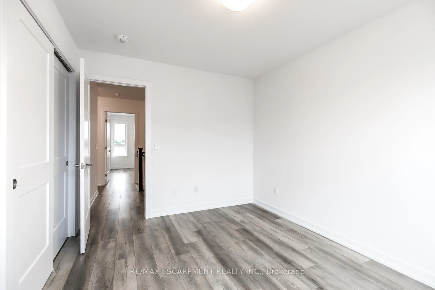 Photo 19 of Unit 16, 70 Kenesky Drive, Hamilton, Waterdown — HOMEH