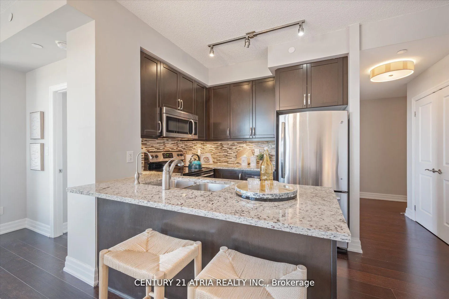 Photo 11 of Unit 423, 111 Civic Square Gate, Aurora, Bayview Wellington — HOMEH
