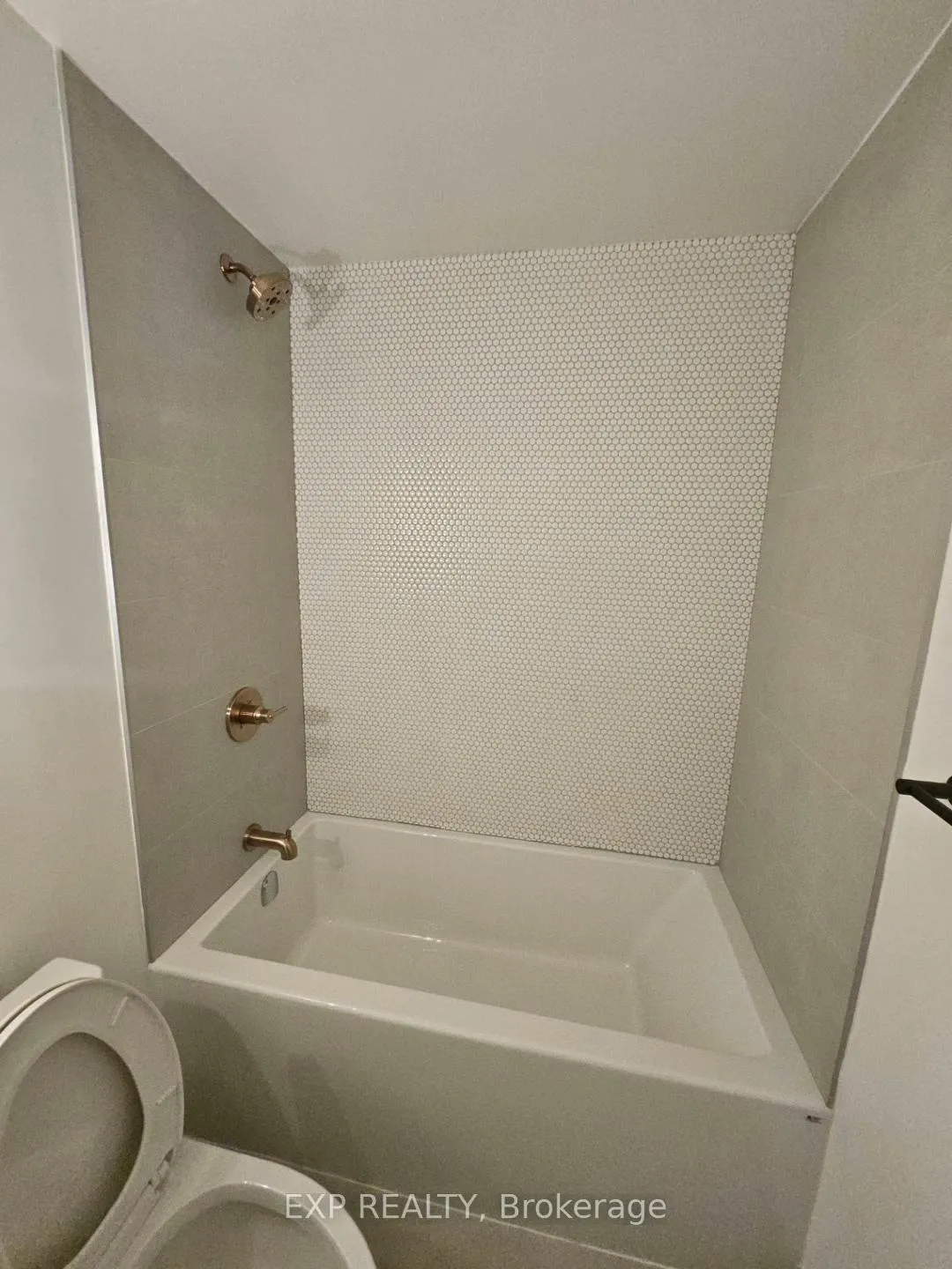 Photo 12 of Unit 209, 1285 Queen Street E, Toronto, Greenwood-Coxwell — HOMEH