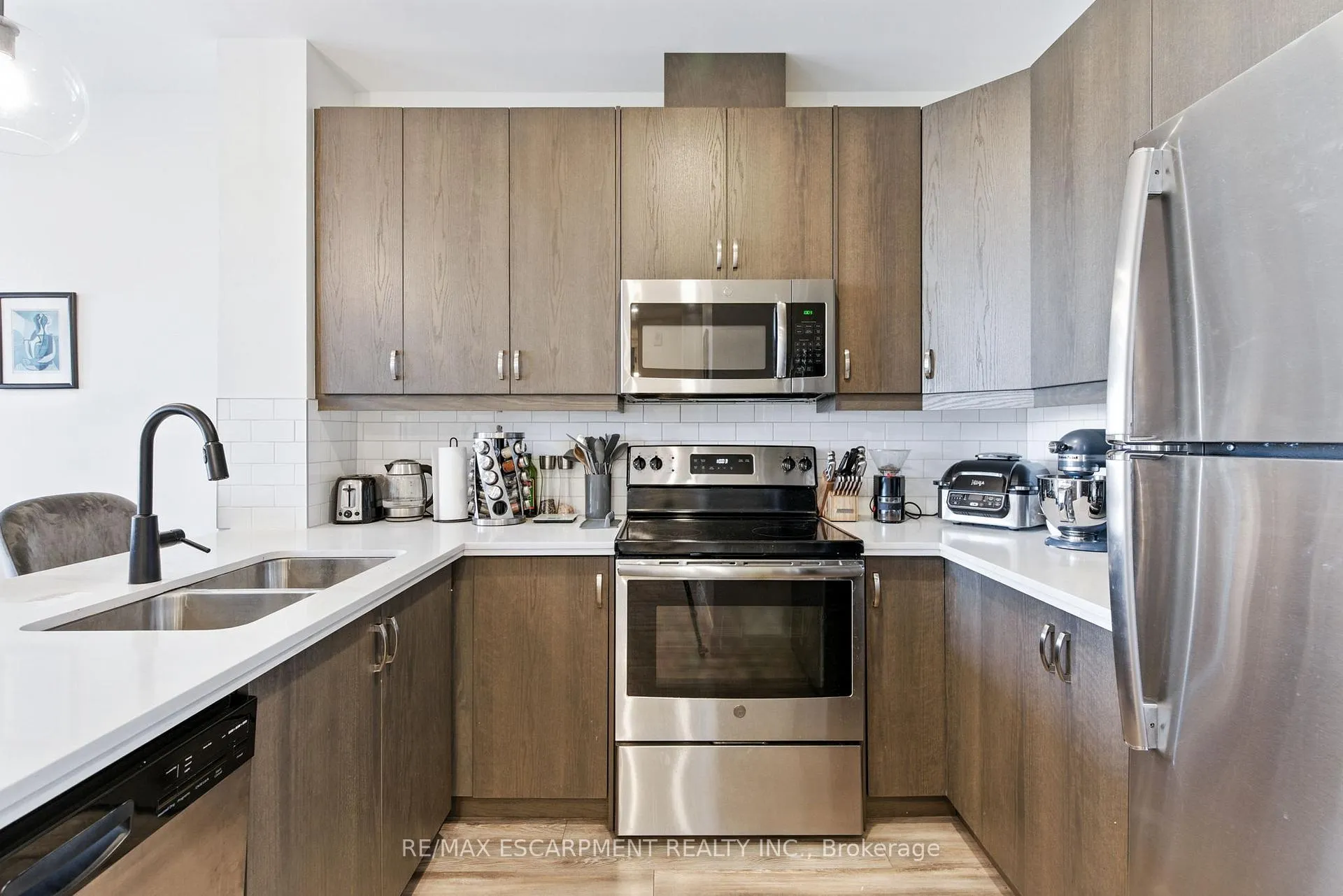 Photo 8 of Unit 523, 118 King Street E, Hamilton, Beasley — HOMEH