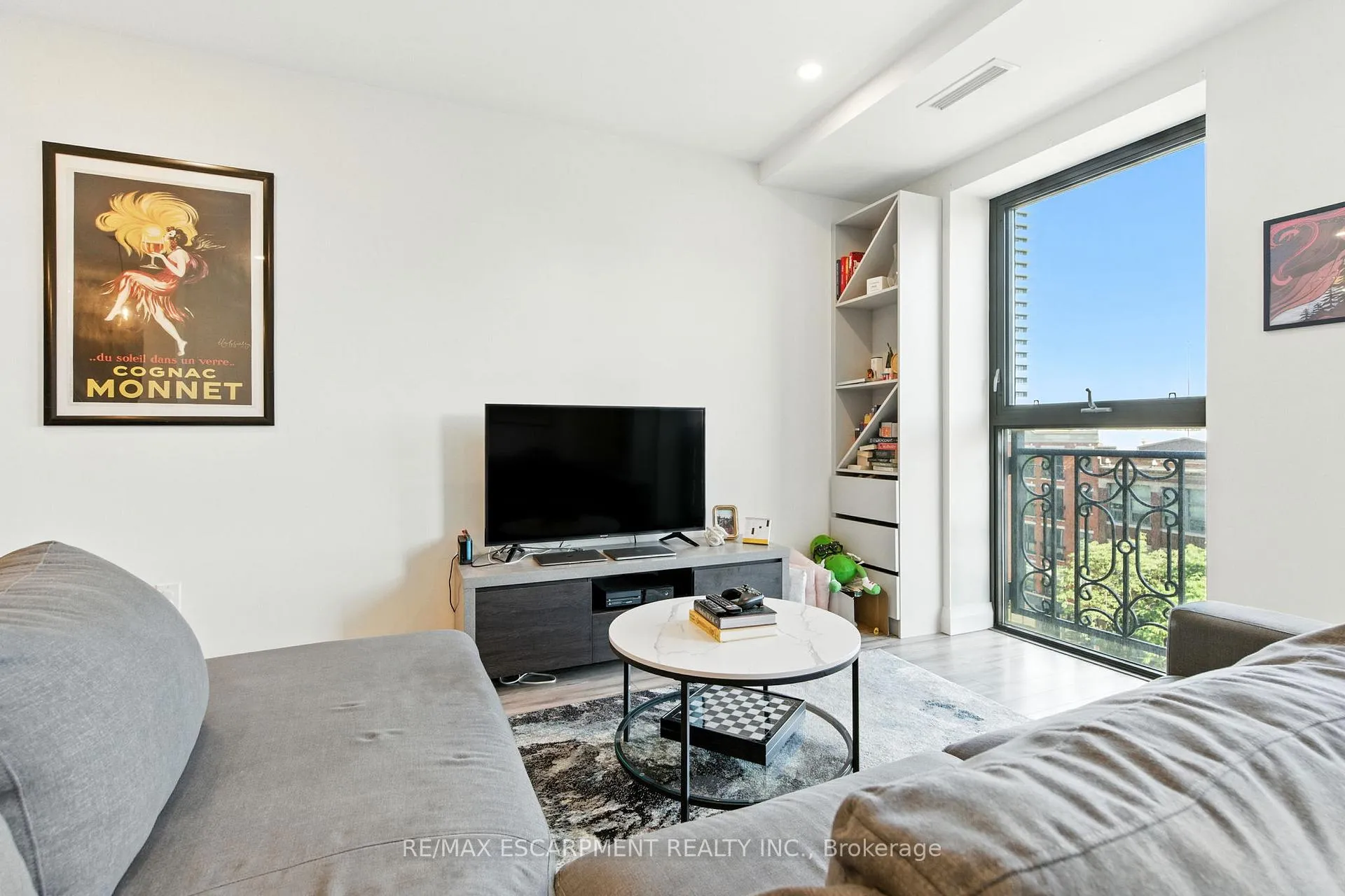 Photo 16 of Unit 523, 118 King Street E, Hamilton, Beasley — HOMEH