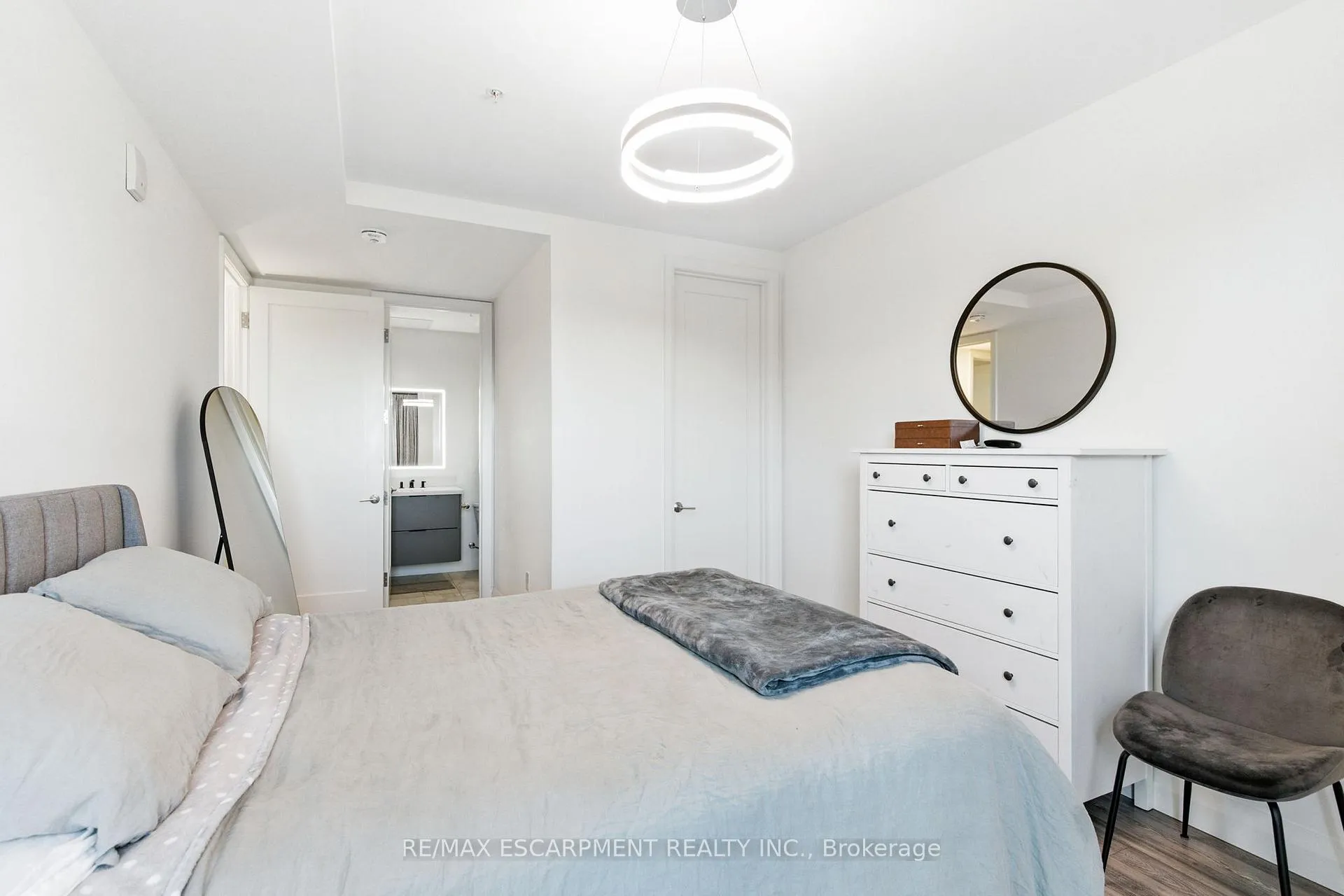 Photo 26 of Unit 523, 118 King Street E, Hamilton, Beasley — HOMEH