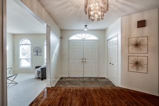 Photo 3 of 2198 Charnwood Drive, Burlington, Headon — HOMEH