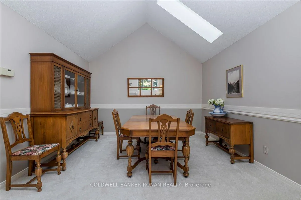 Photo 8 of 126 Green Briar Road, New Tecumseth, Alliston — HOMEH