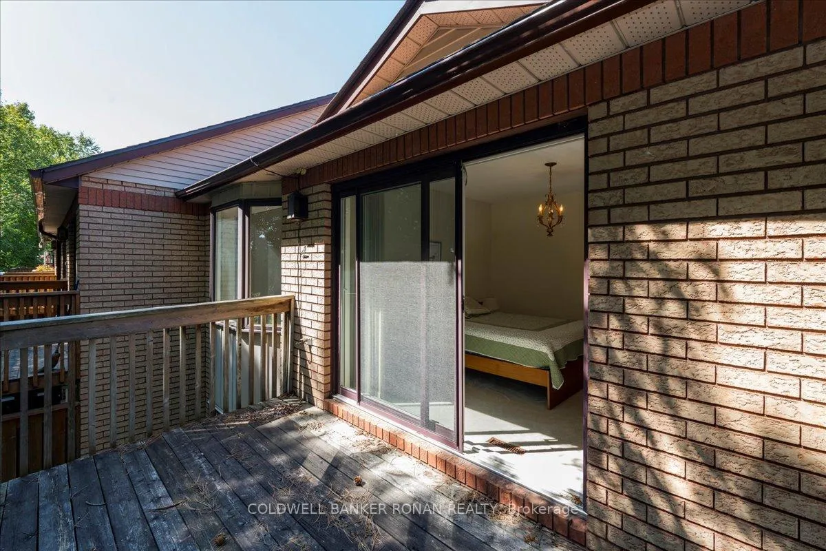 Photo 11 of 126 Green Briar Road, New Tecumseth, Alliston — HOMEH