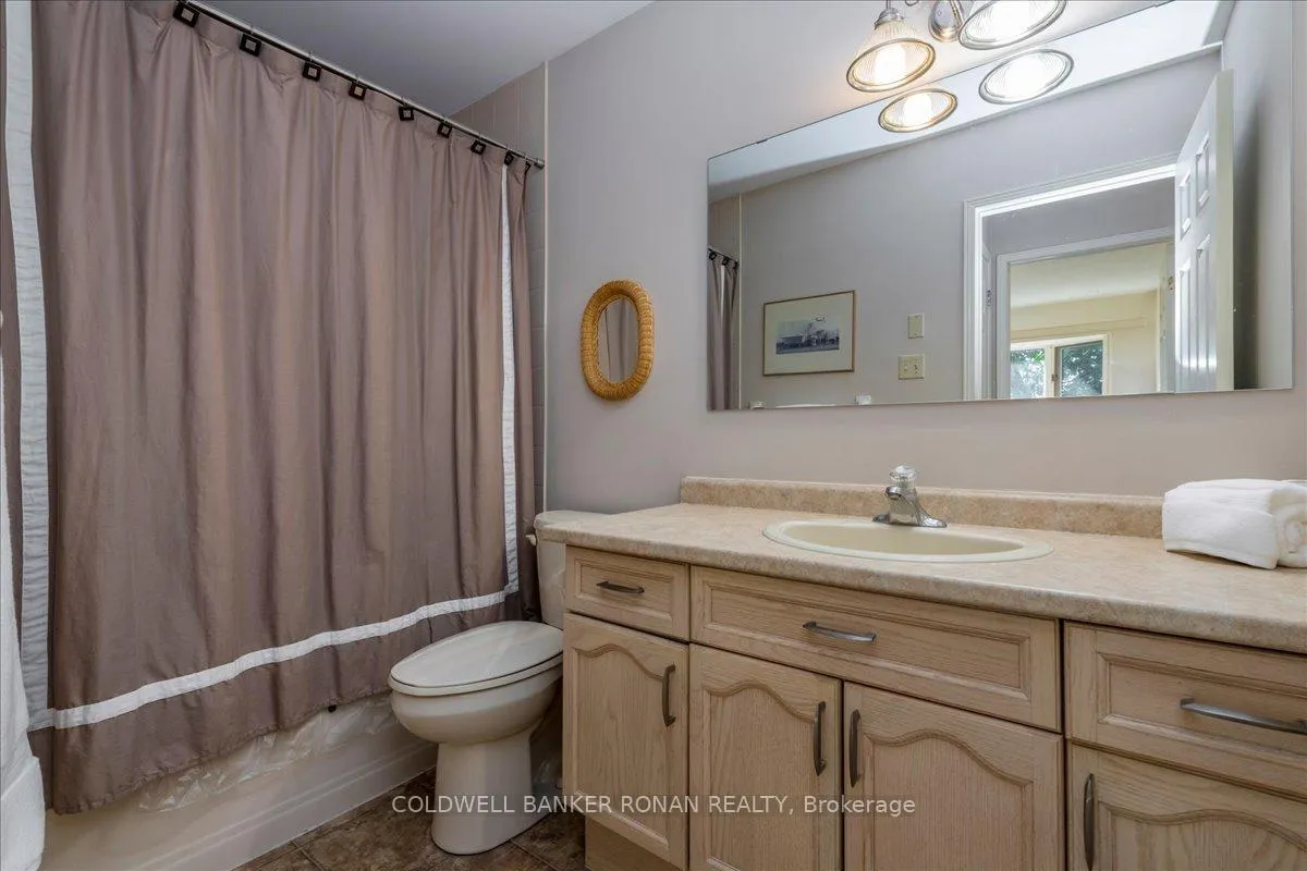 Photo 13 of 126 Green Briar Road, New Tecumseth, Alliston — HOMEH