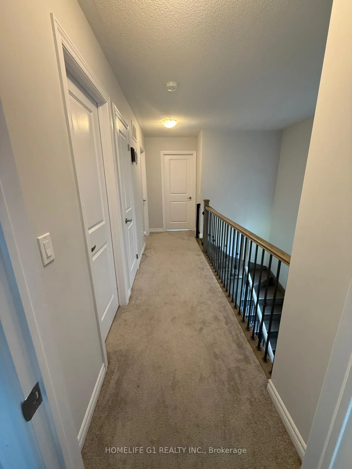 Photo 4 of 1115 Thompson Drive, Oshawa, Kedron — HOMEH