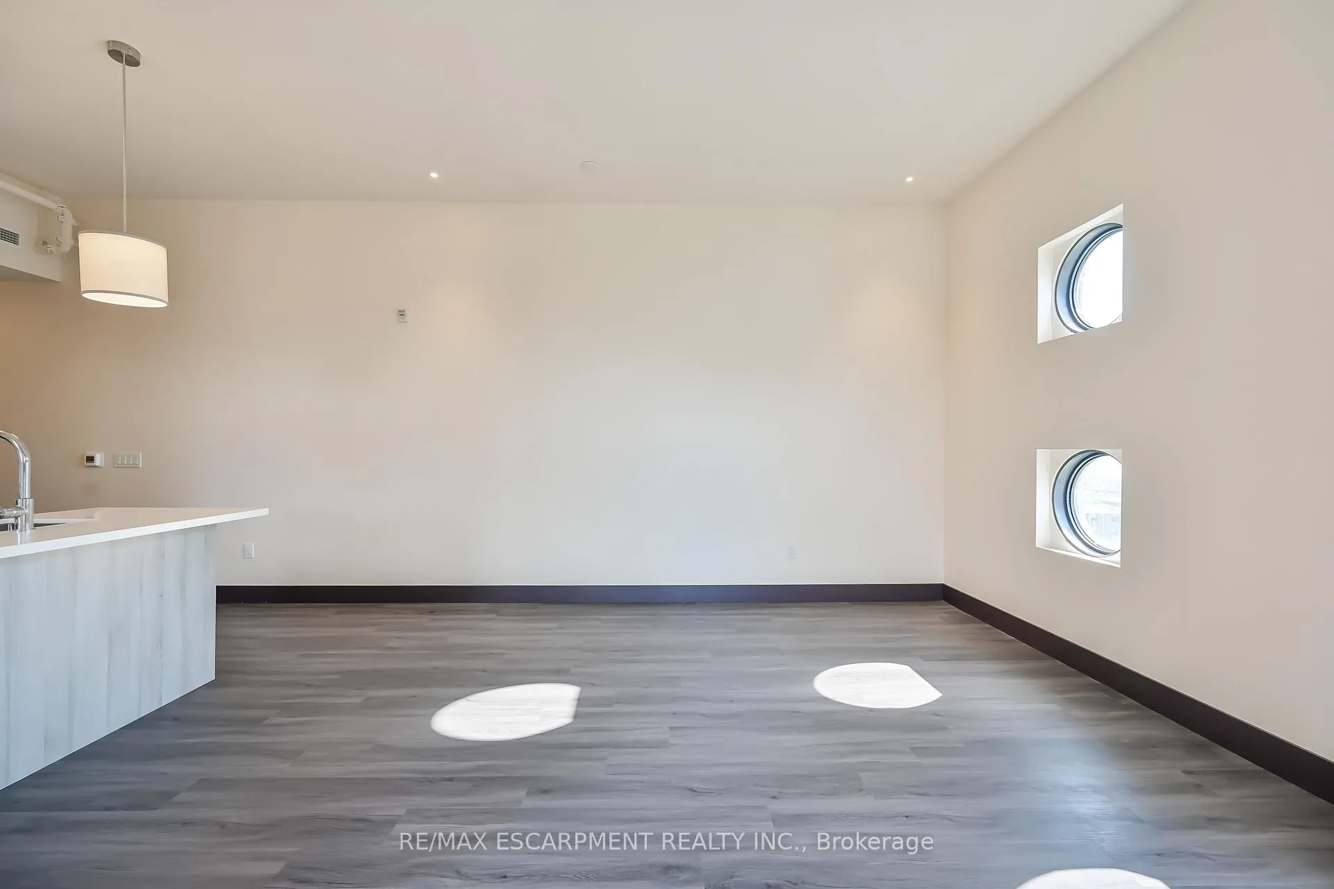 Photo 5 of Unit 601, 121 King Street E, Hamilton, Beasley — HOMEH