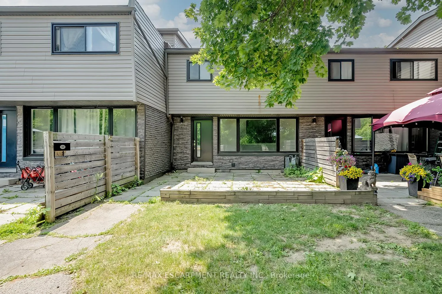 Front of Unit 524, 270 Montmorency Drive
