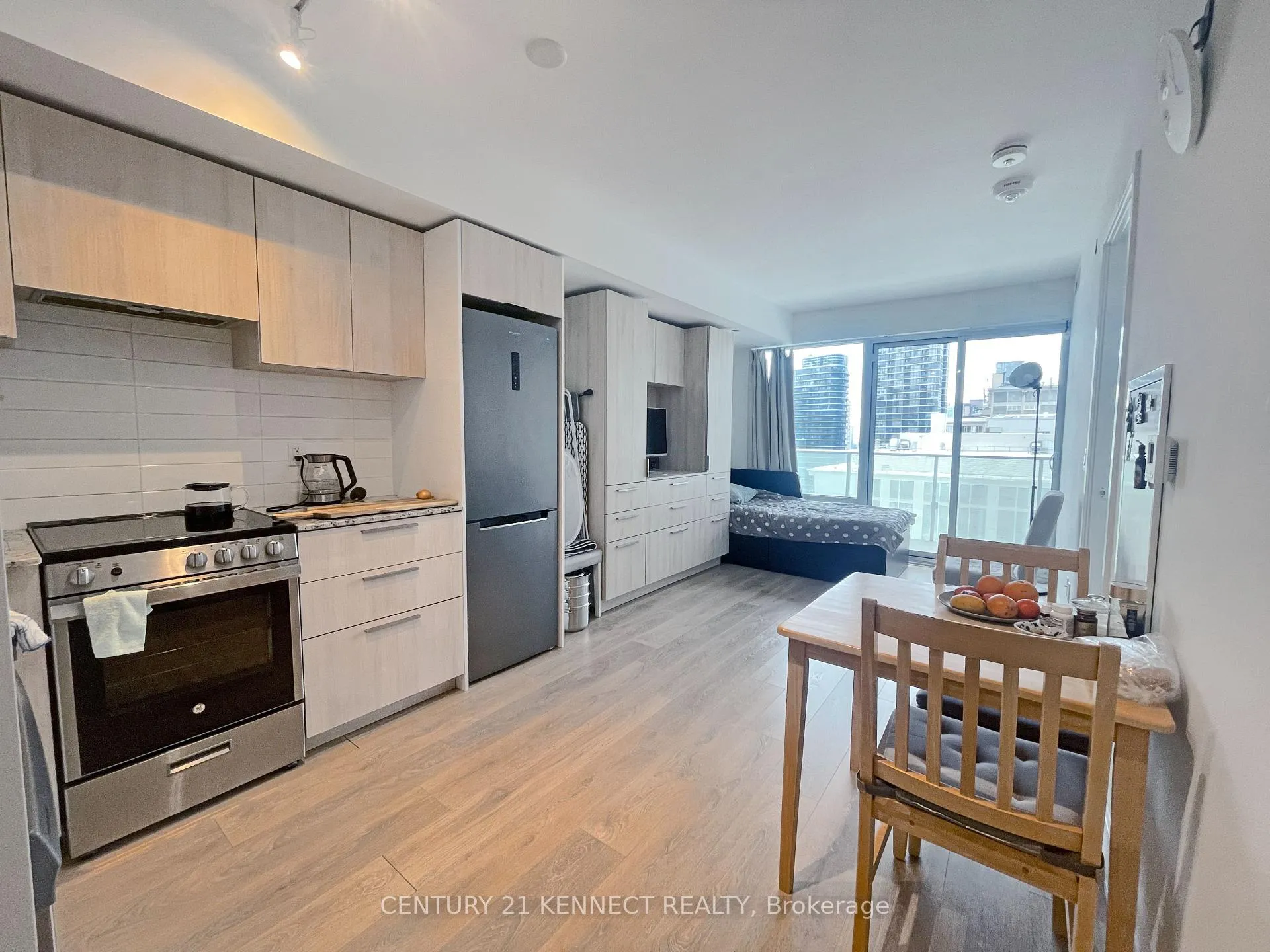 Photo 9 of Unit 1611, 501 Yonge Street, Toronto, Church-Yonge Corridor — HOMEH