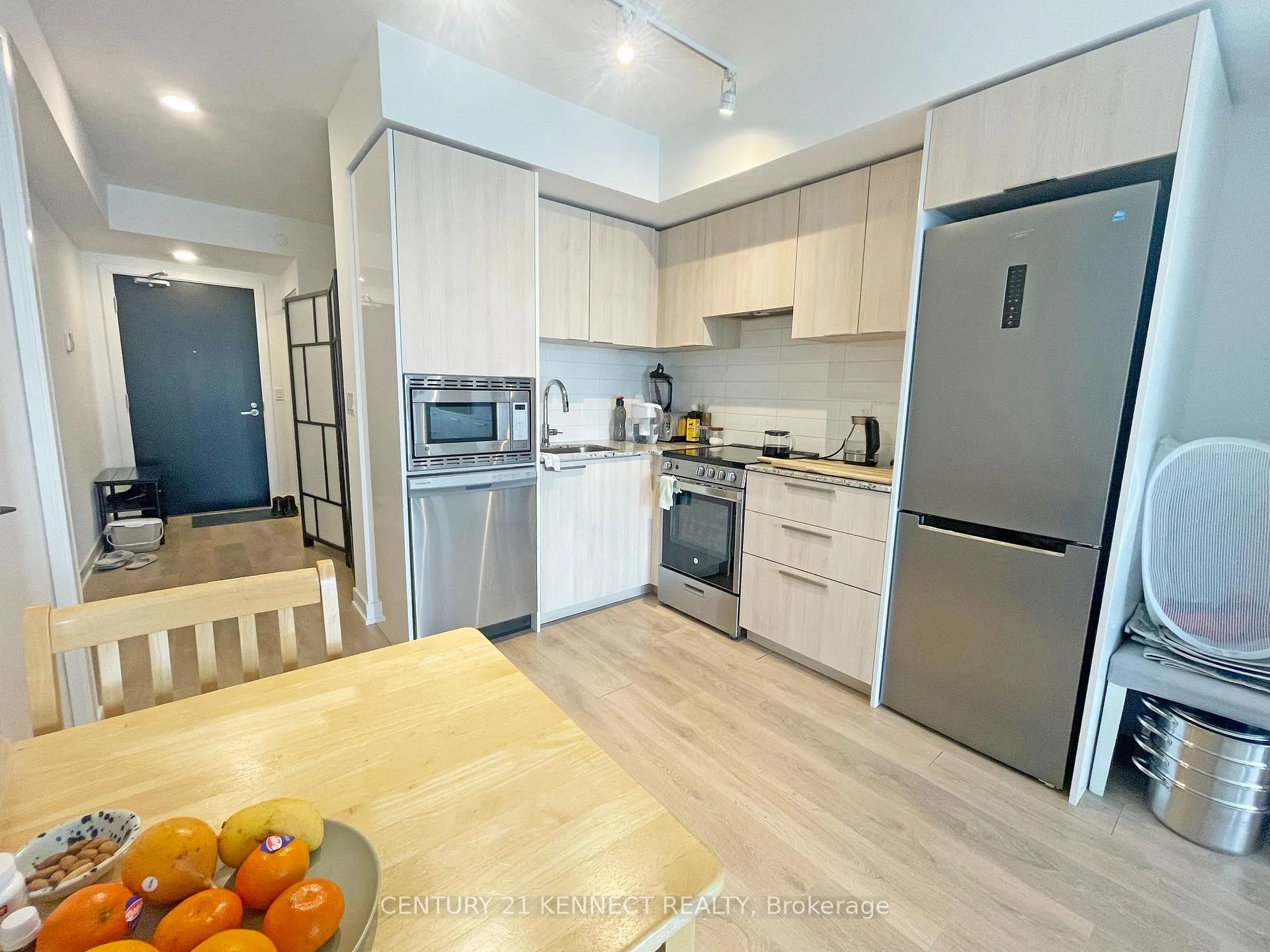 Photo 10 of Unit 1611, 501 Yonge Street, Toronto, Church-Yonge Corridor — HOMEH