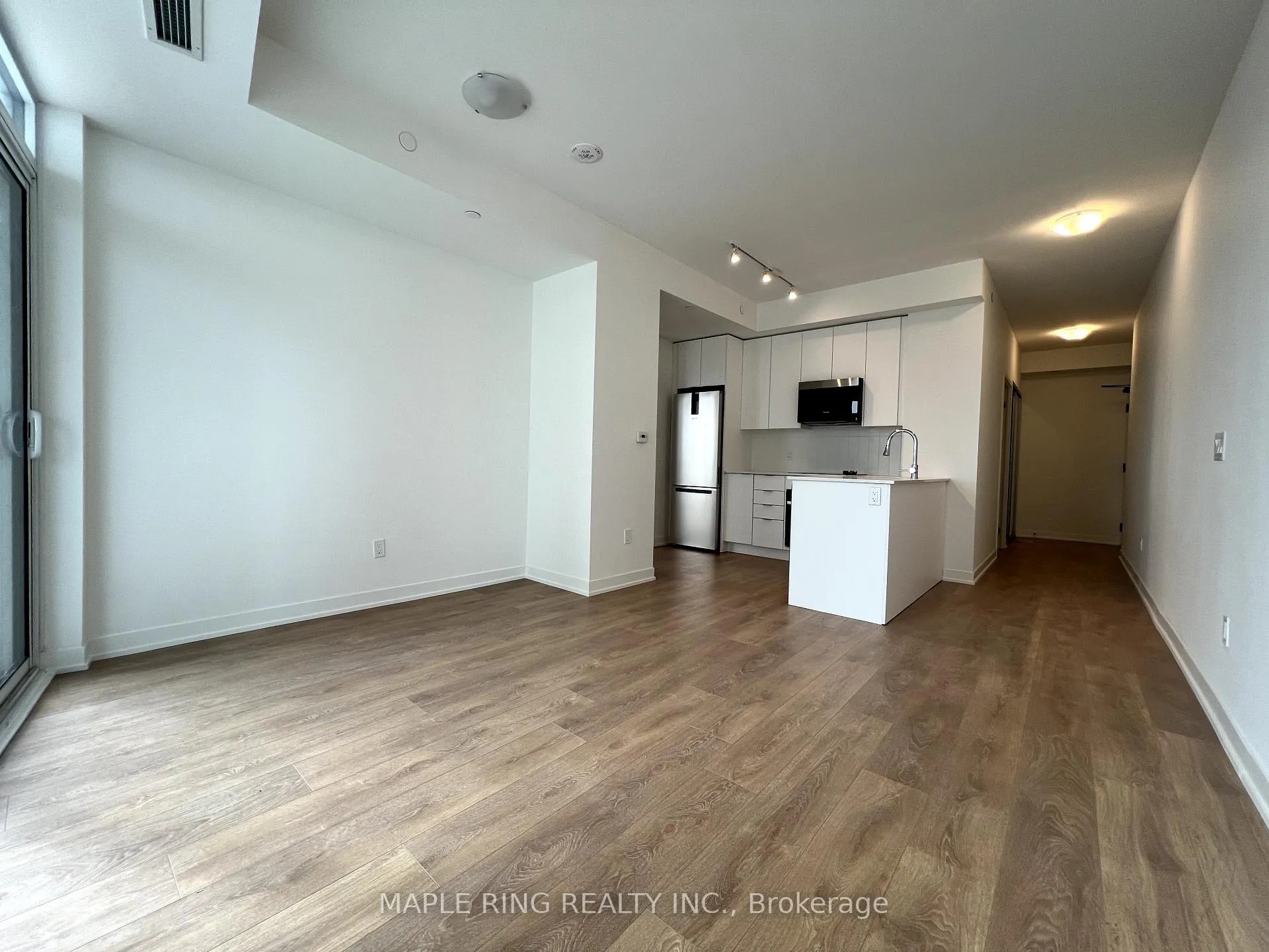 Photo 5 of Unit 1518, 10 Abeja Road, Vaughan, Concord — HOMEH