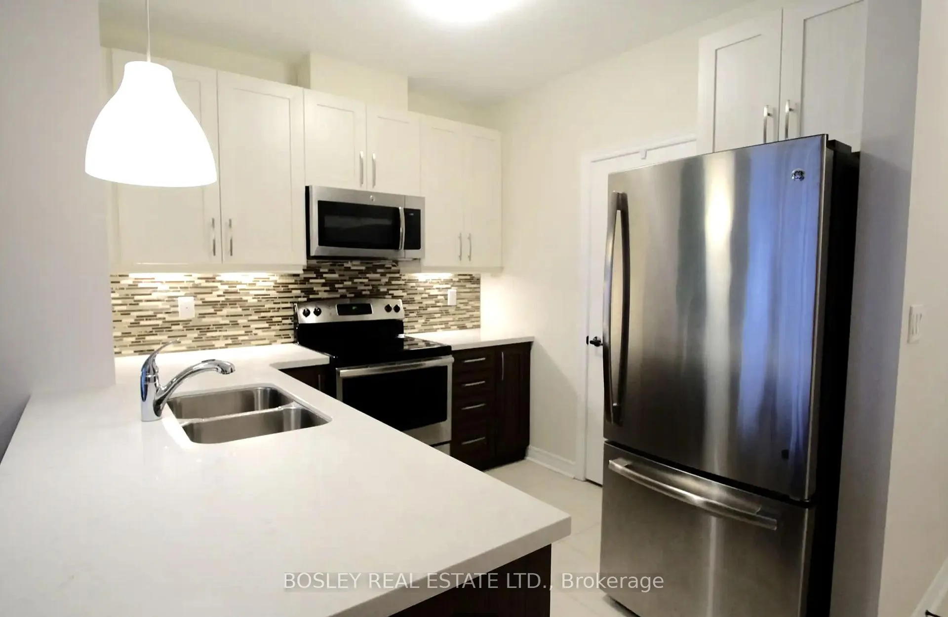 Photo 3 of Unit 106, 7768 Kennedy Road, Markham, Milliken Mills West — HOMEH