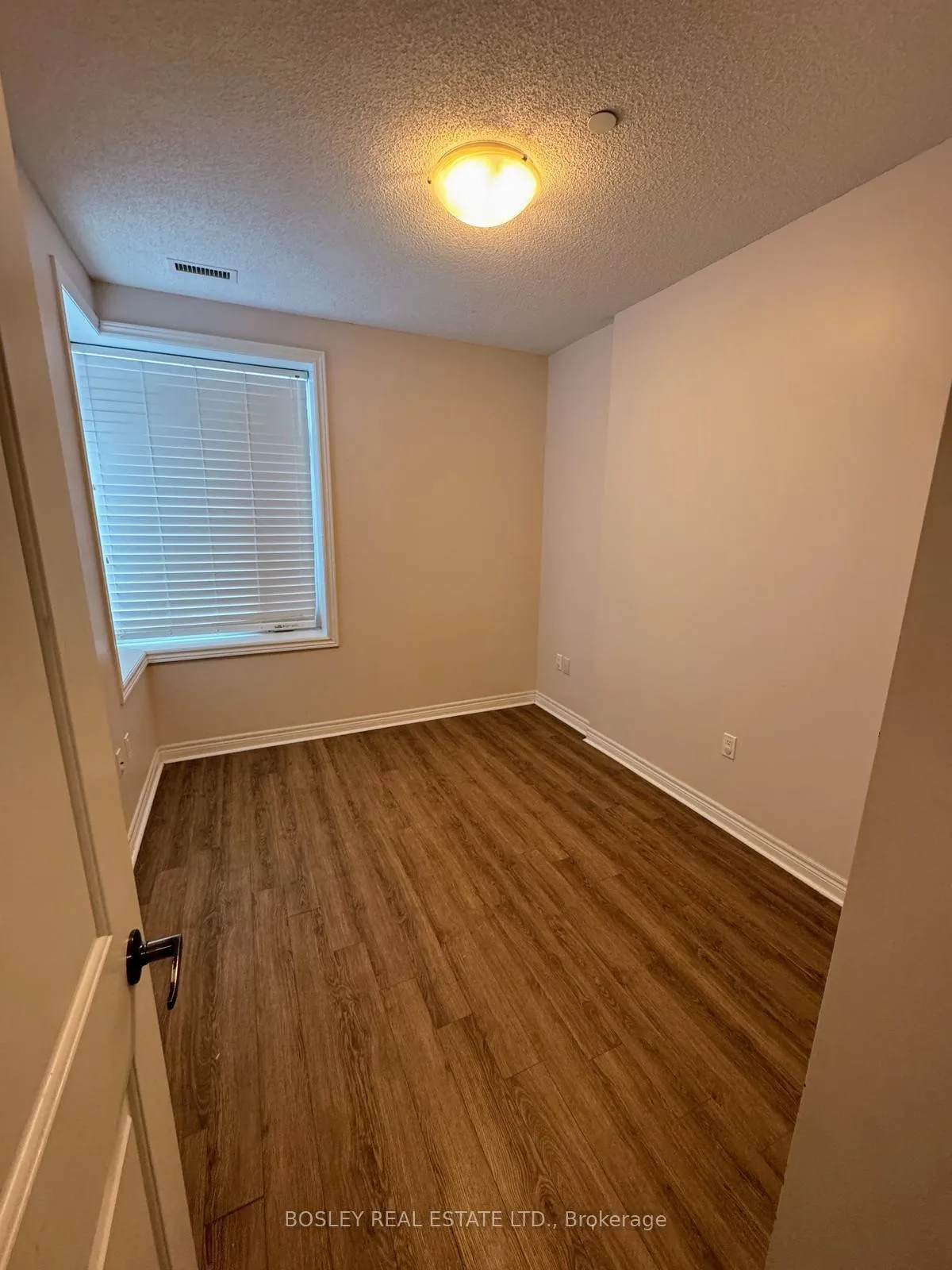 Photo 13 of Unit 106, 7768 Kennedy Road, Markham, Milliken Mills West — HOMEH