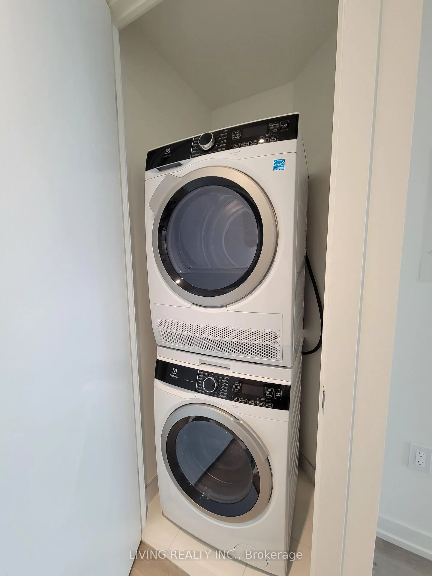 Photo 8 of Unit 7112, 138 Downes Street, Toronto, Waterfront Communities — HOMEH