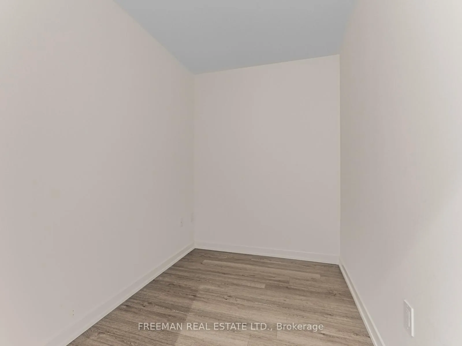 Photo 5 of Unit 512, 50 Power Street, Toronto, Moss Park — HOMEH