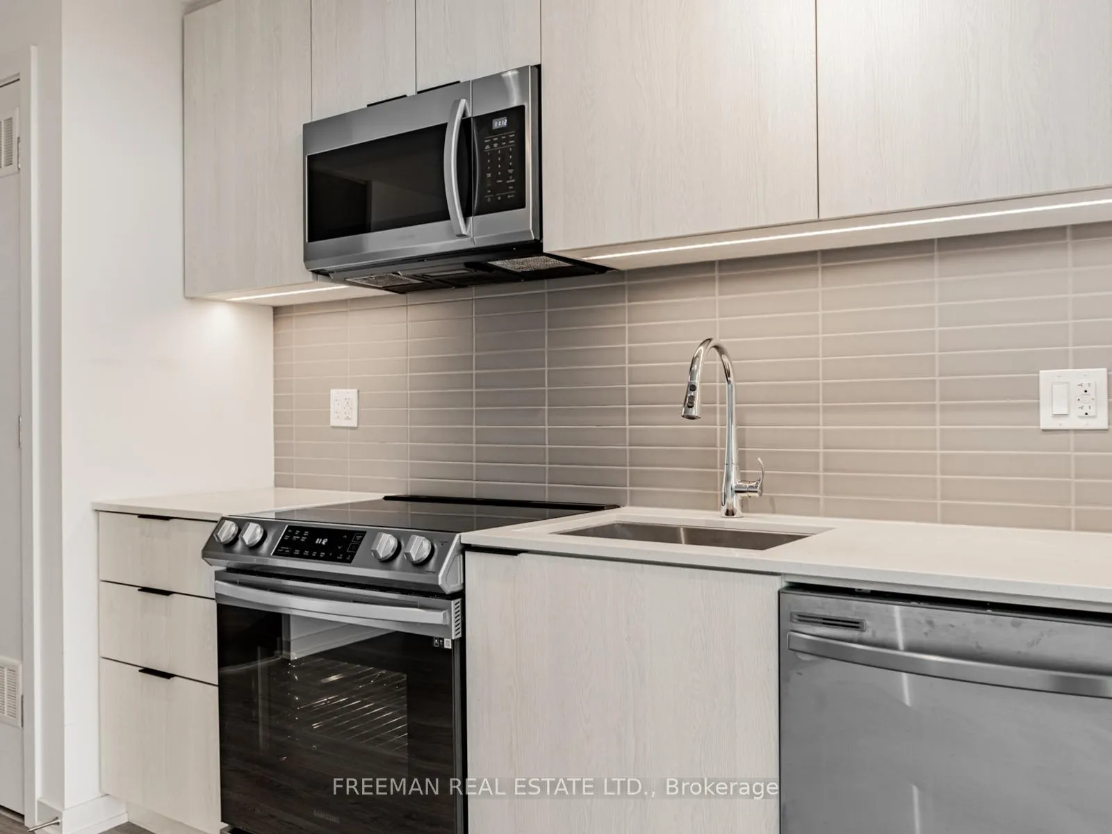 Photo 10 of Unit 512, 50 Power Street, Toronto, Moss Park — HOMEH