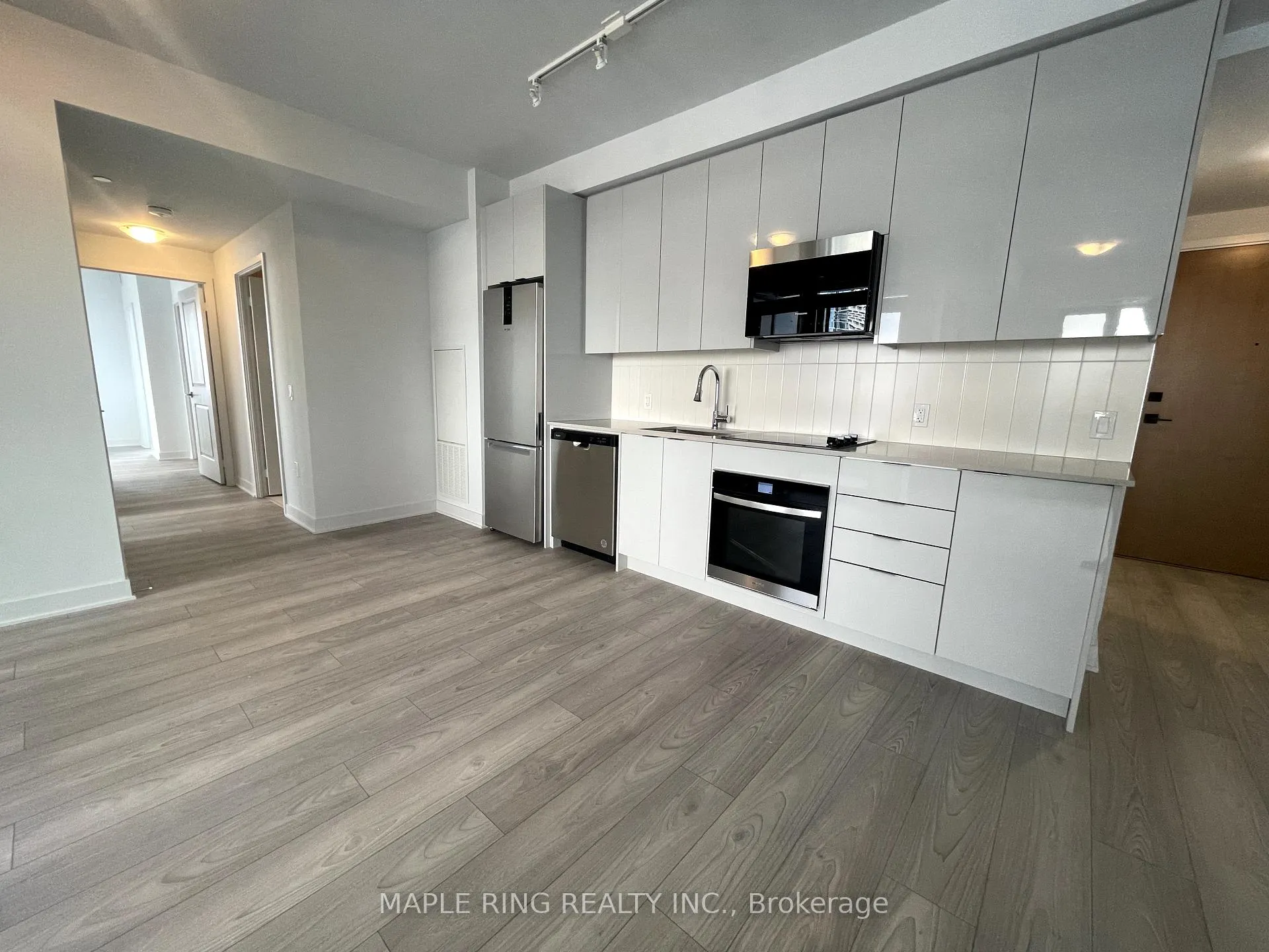 Photo 2 of Unit 1602, 2920 Highway 7 Road, Vaughan, Concord — HOMEH