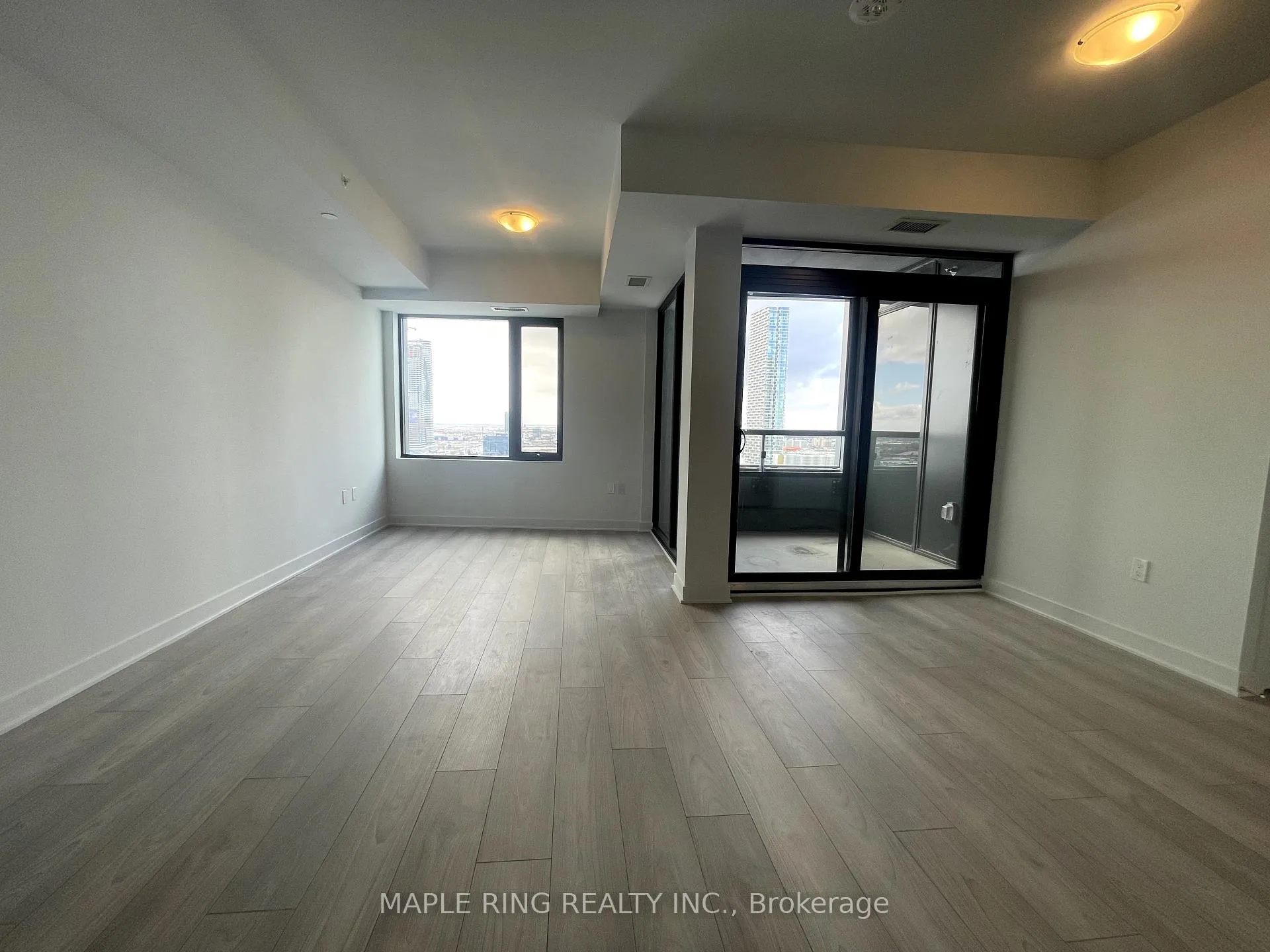 Photo 4 of Unit 1602, 2920 Highway 7 Road, Vaughan, Concord — HOMEH