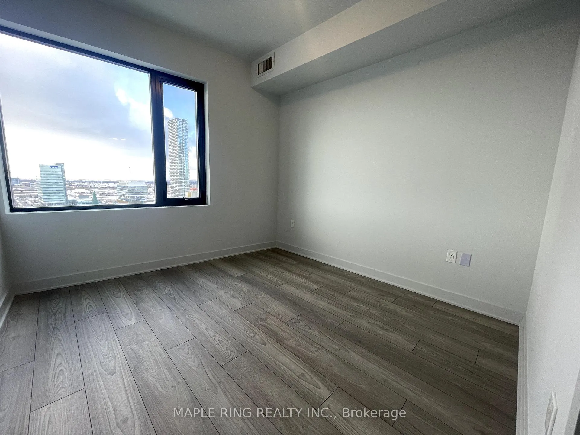 Photo 10 of Unit 1602, 2920 Highway 7 Road, Vaughan, Concord — HOMEH