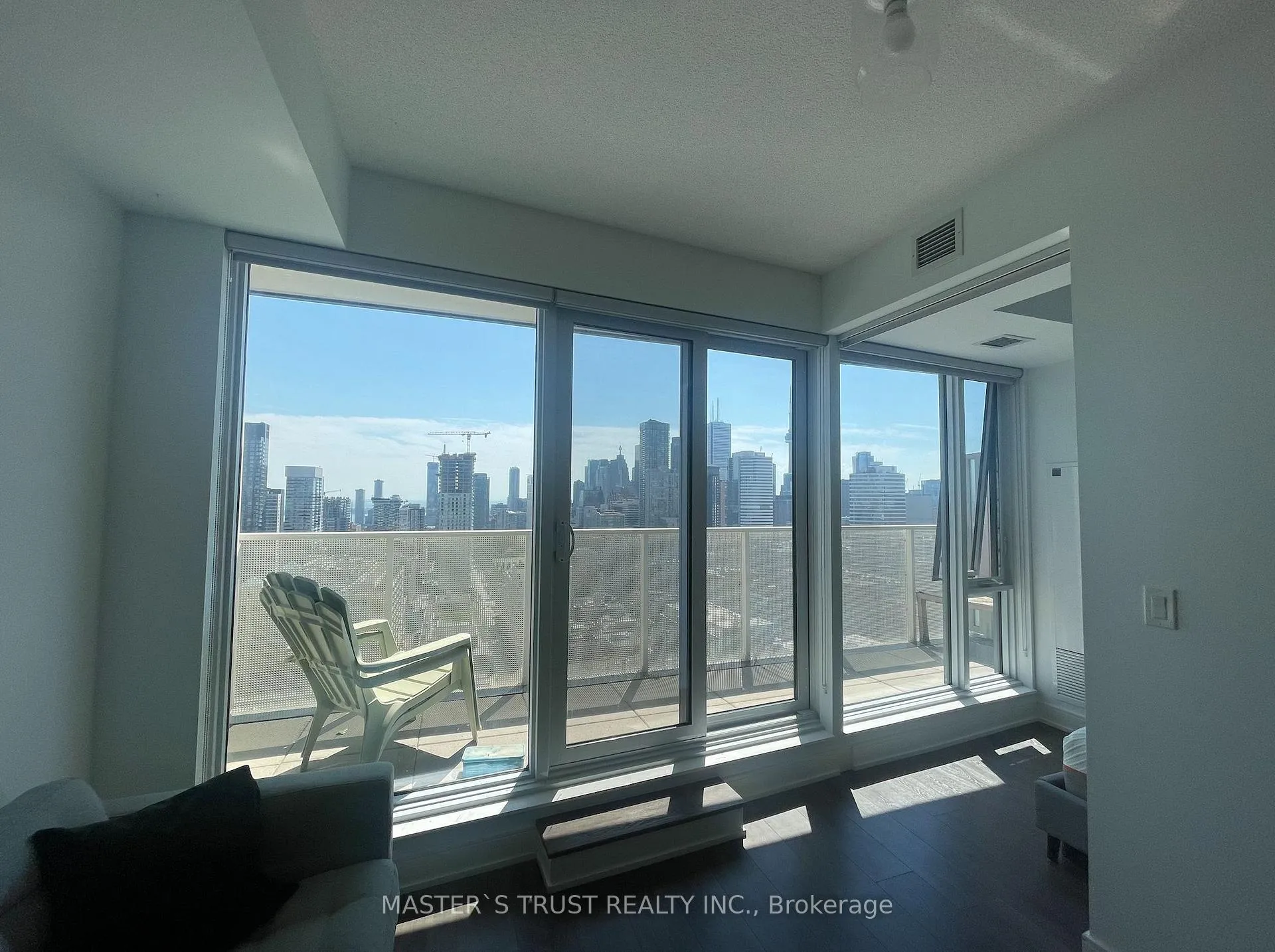 Photo 6 of Unit 2809, 89 Mcgill Street, Toronto, Church-Yonge Corridor — HOMEH