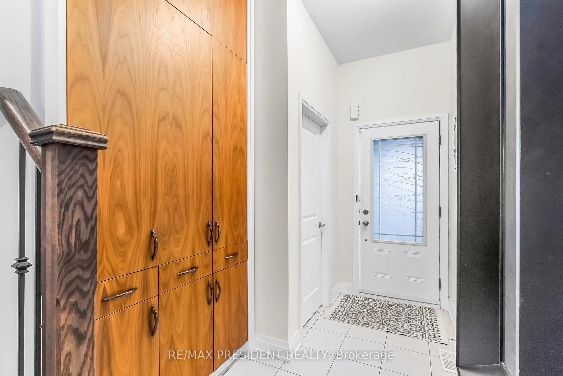 Photo 8 of 11 Oliana Way, Brampton, Bram West — HOMEH
