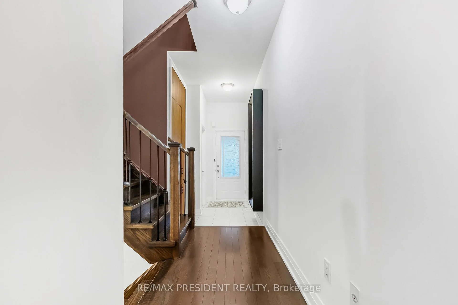 Photo 9 of 11 Oliana Way, Brampton, Bram West — HOMEH