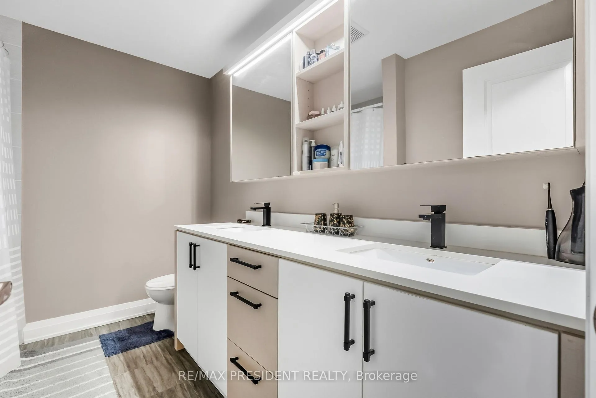 Photo 42 of 11 Oliana Way, Brampton, Bram West — HOMEH