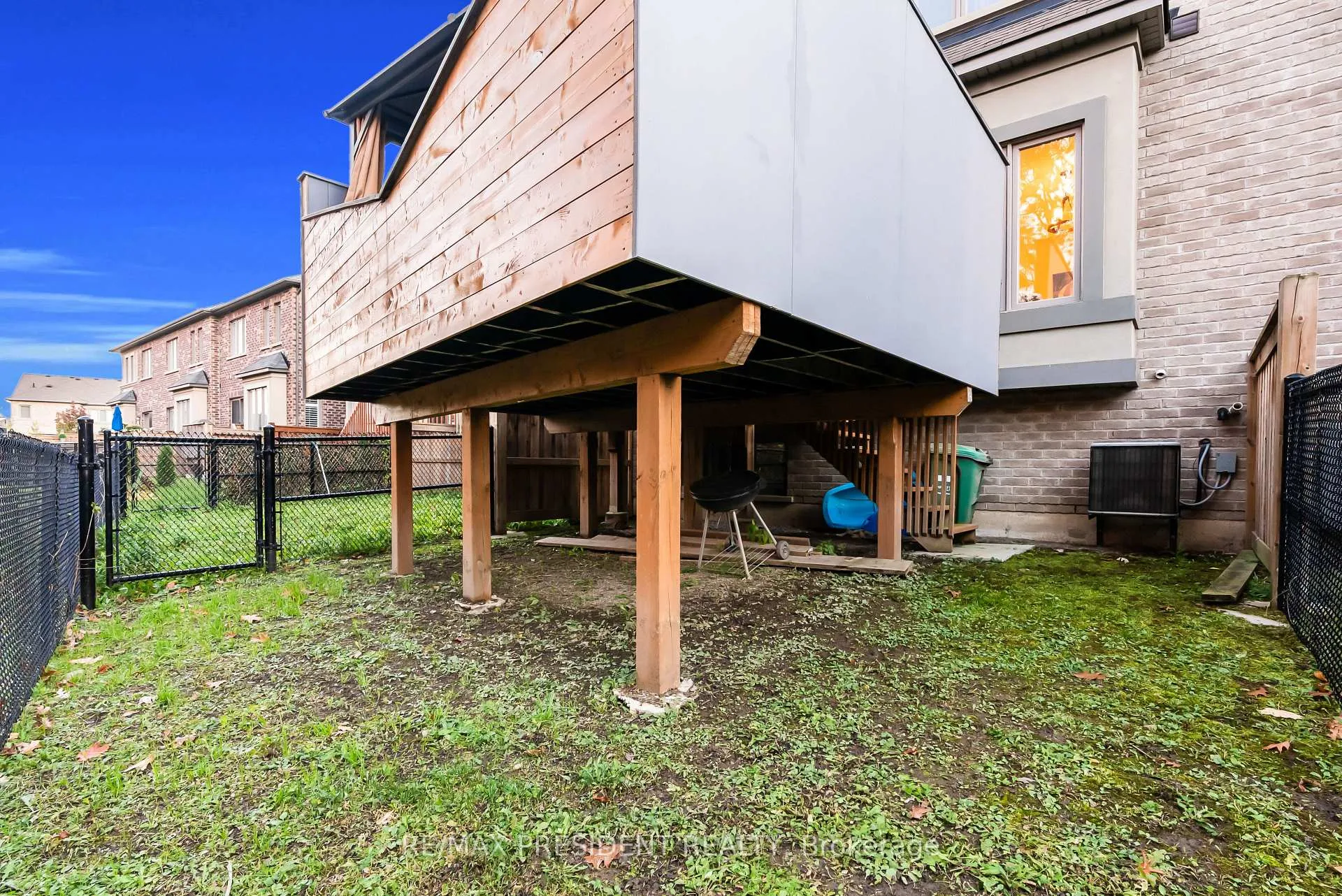 Photo 49 of 11 Oliana Way, Brampton, Bram West — HOMEH