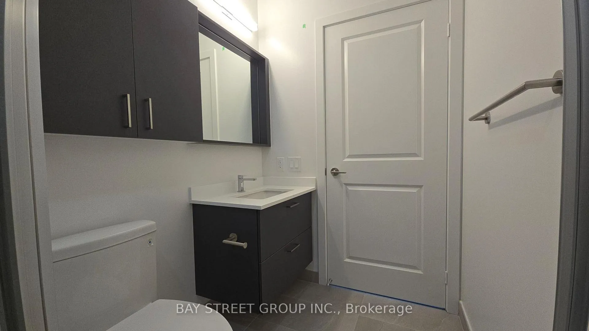 Photo 12 of Unit 2711B, 50 Upper Mall Way, Vaughan, Brownridge — HOMEH