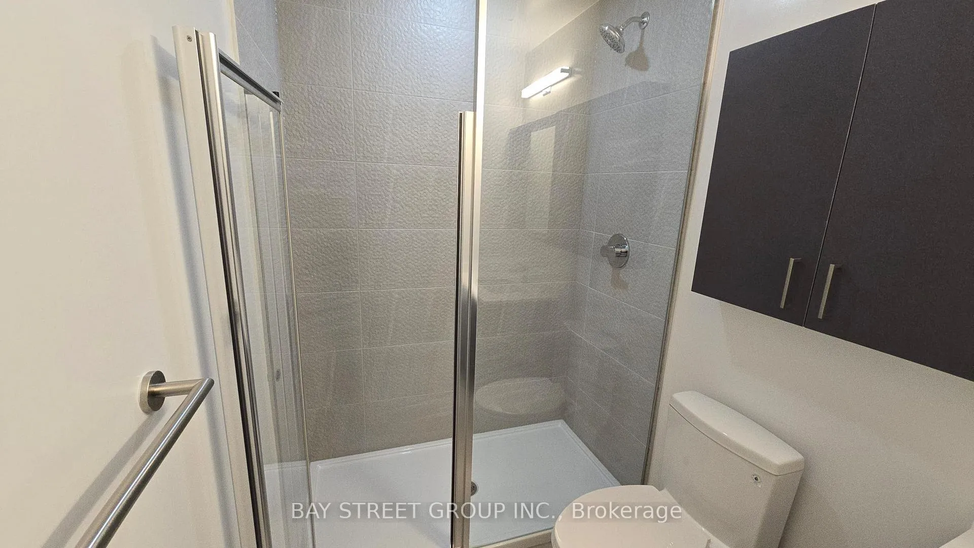 Photo 13 of Unit 2711B, 50 Upper Mall Way, Vaughan, Brownridge — HOMEH
