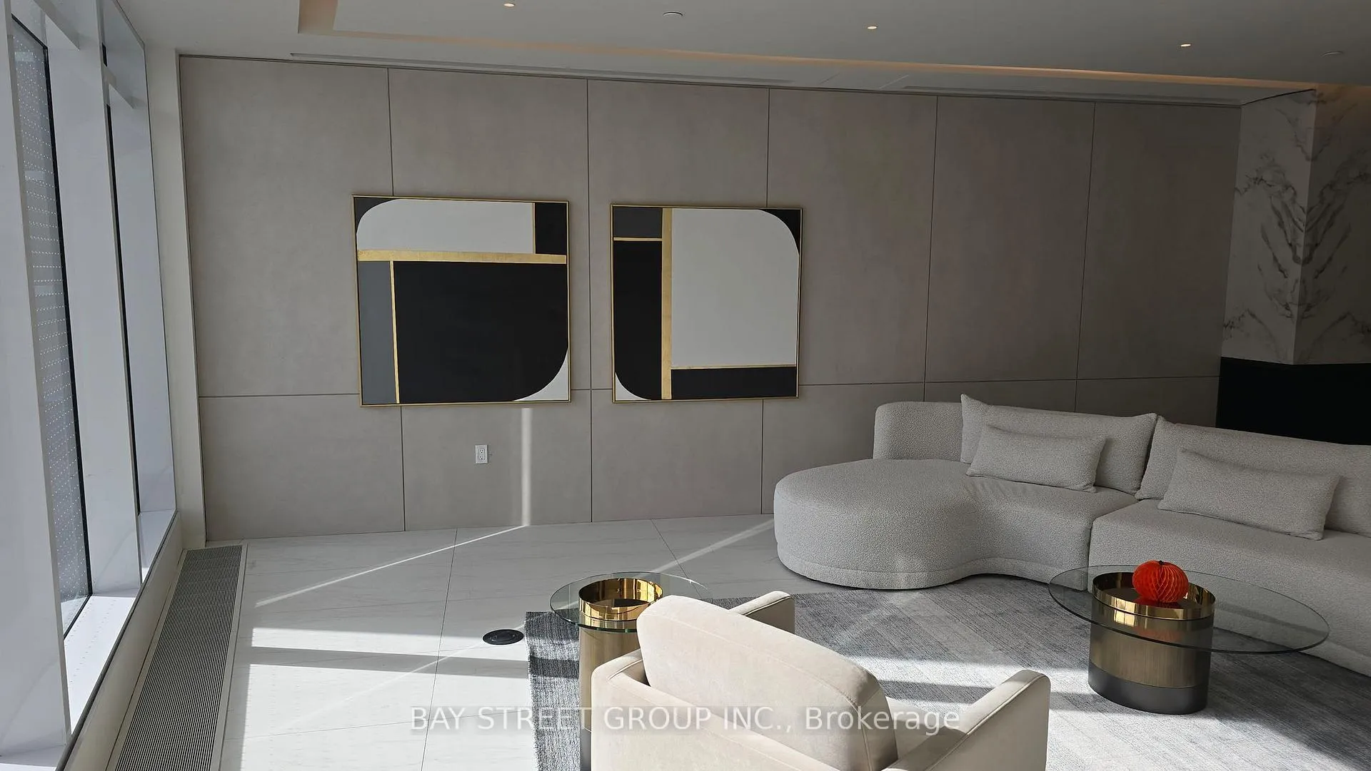 Photo 16 of Unit 2711B, 50 Upper Mall Way, Vaughan, Brownridge — HOMEH