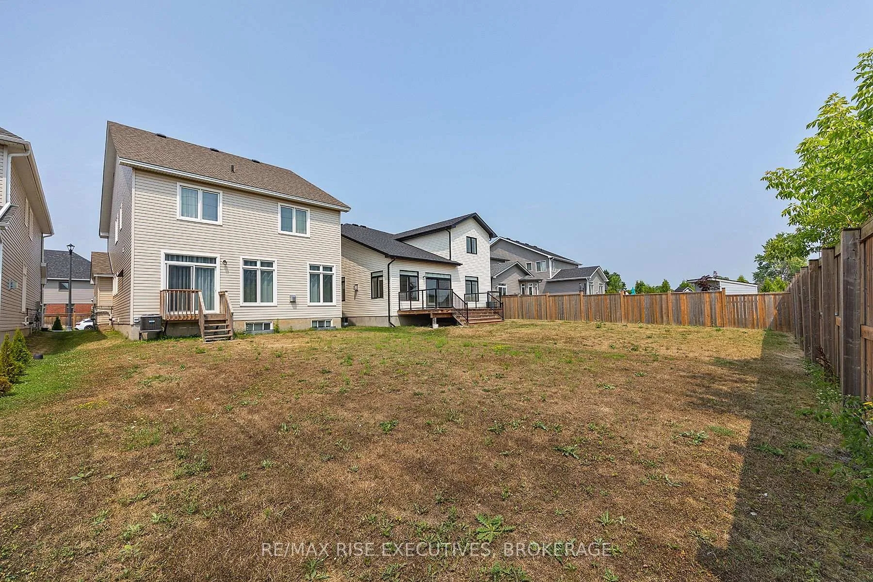 Photo 5 of 648 Halloway Drive, Kingston, Kingston East (Incl Barret Crt) — HOMEH