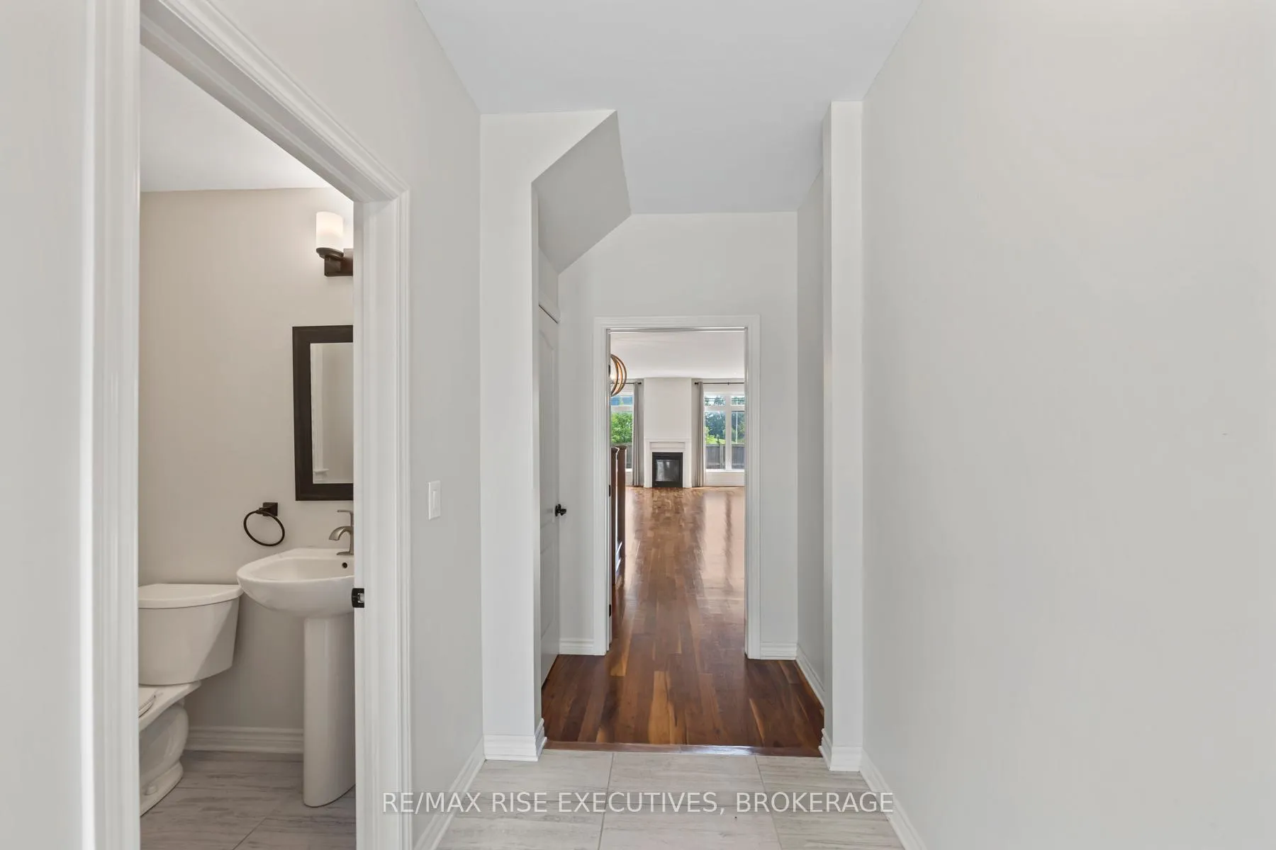 Photo 11 of 648 Halloway Drive, Kingston, Kingston East (Incl Barret Crt) — HOMEH