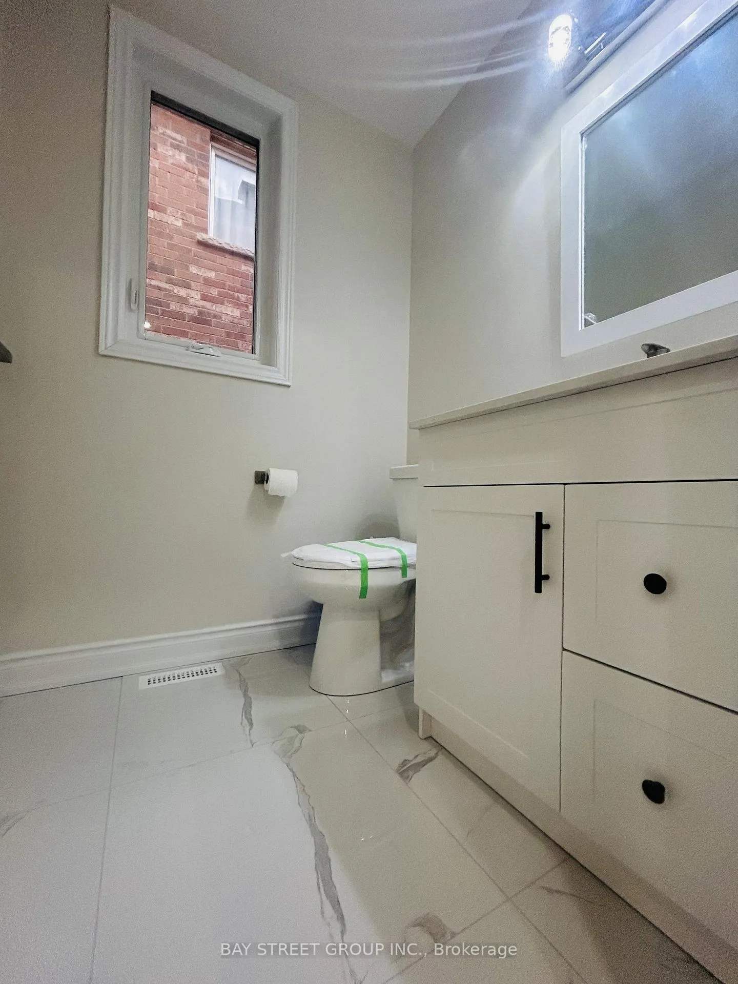 Photo 5 of 59 Tidewater Street S, Markham, Wismer — HOMEH