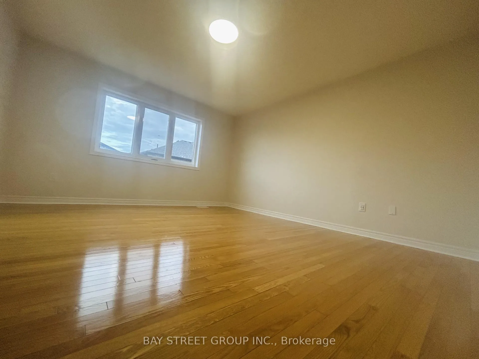 Photo 8 of 59 Tidewater Street S, Markham, Wismer — HOMEH