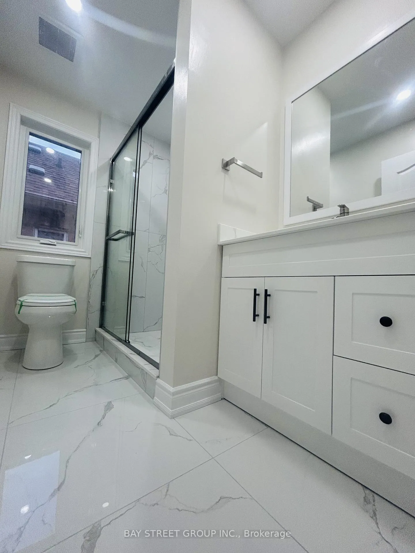 Photo 12 of 59 Tidewater Street S, Markham, Wismer — HOMEH