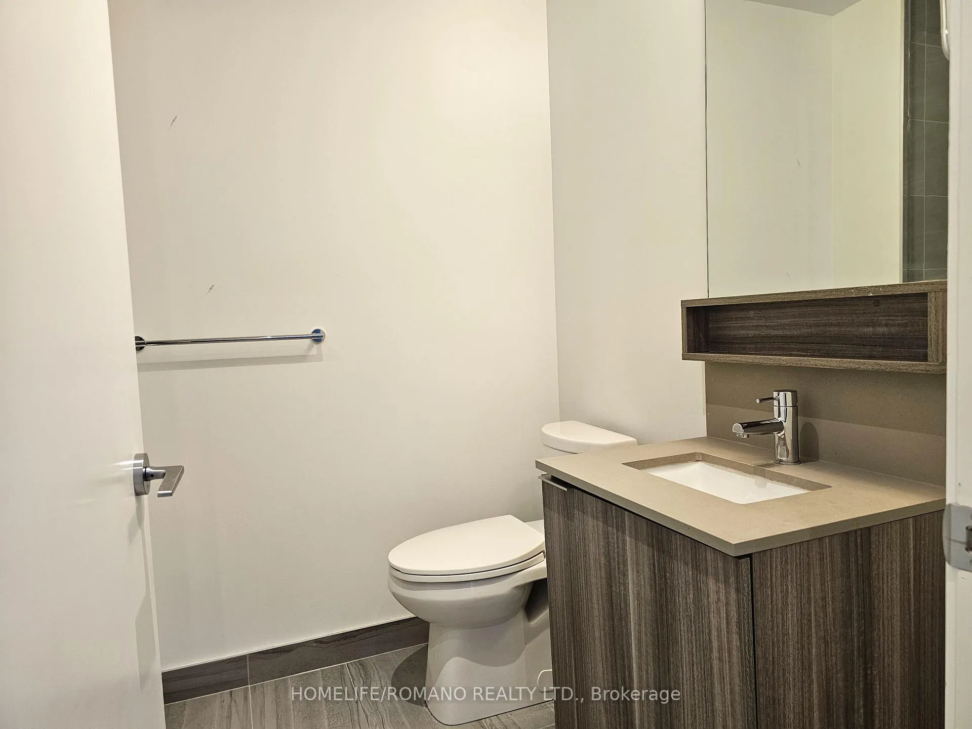 Photo 3 of Unit 2706, 5 Buttermill Avenue, Vaughan, Vaughan Corporate Centre — HOMEH