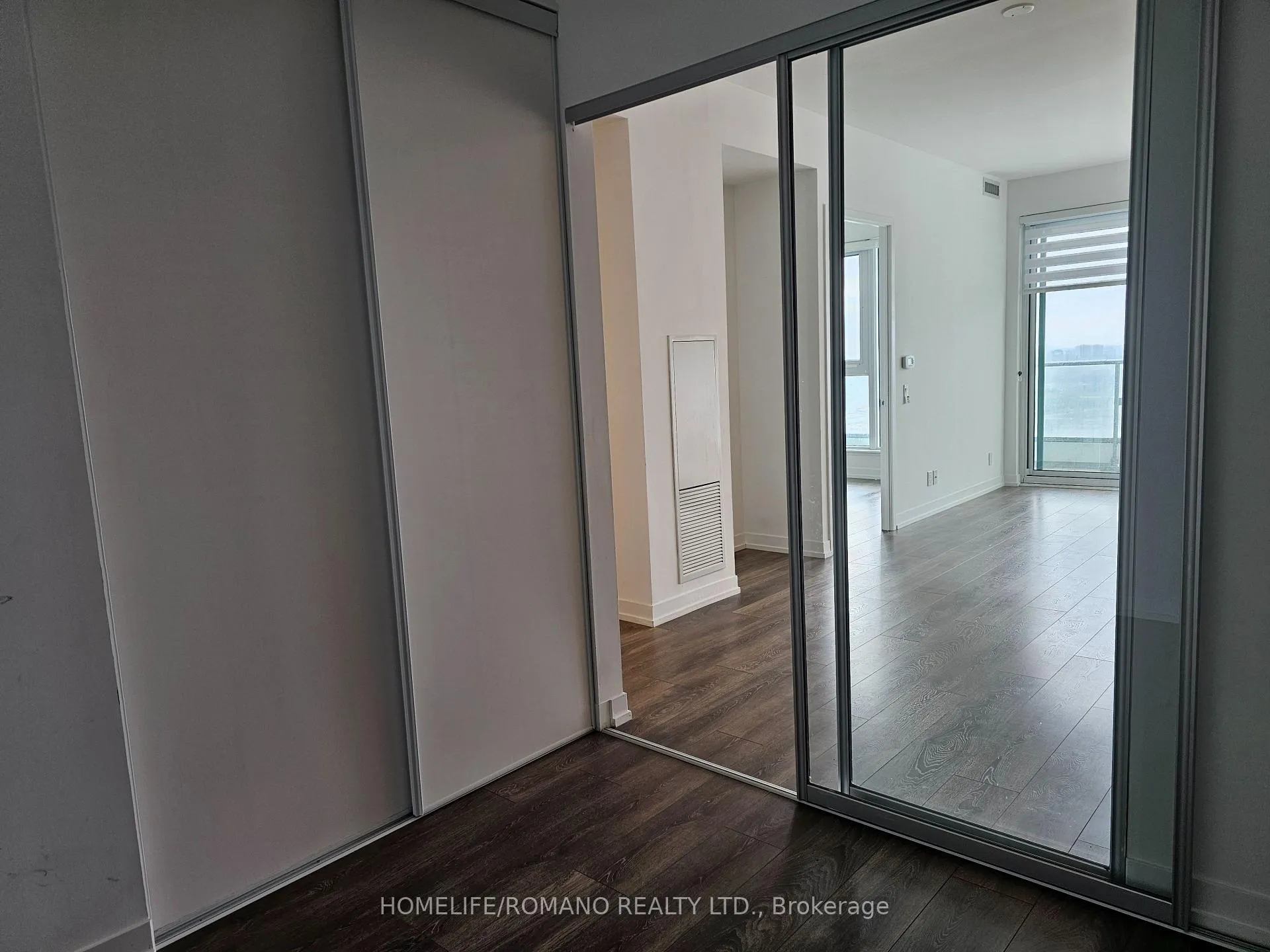 Photo 6 of Unit 2706, 5 Buttermill Avenue, Vaughan, Vaughan Corporate Centre — HOMEH