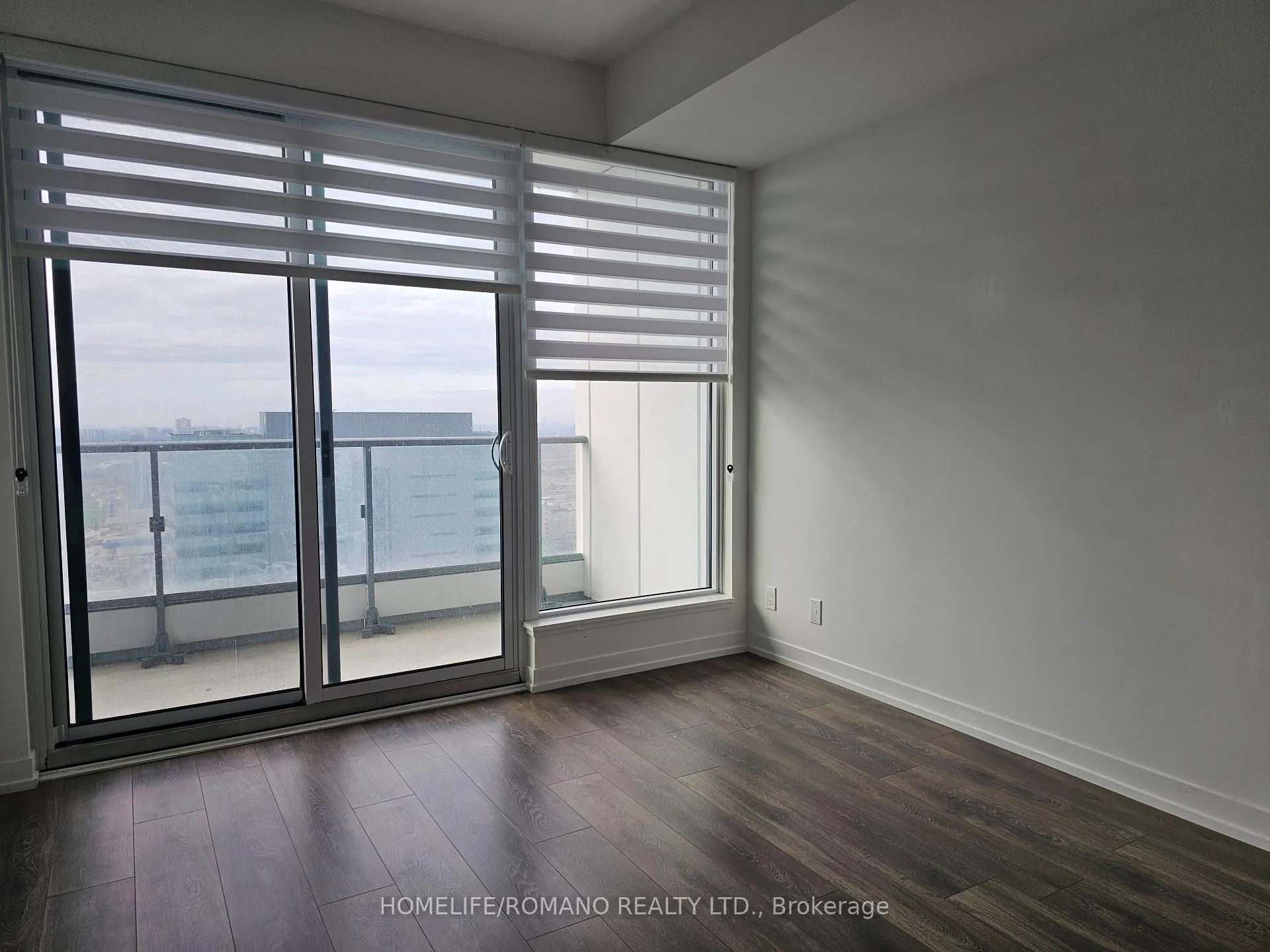 Photo 11 of Unit 2706, 5 Buttermill Avenue, Vaughan, Vaughan Corporate Centre — HOMEH