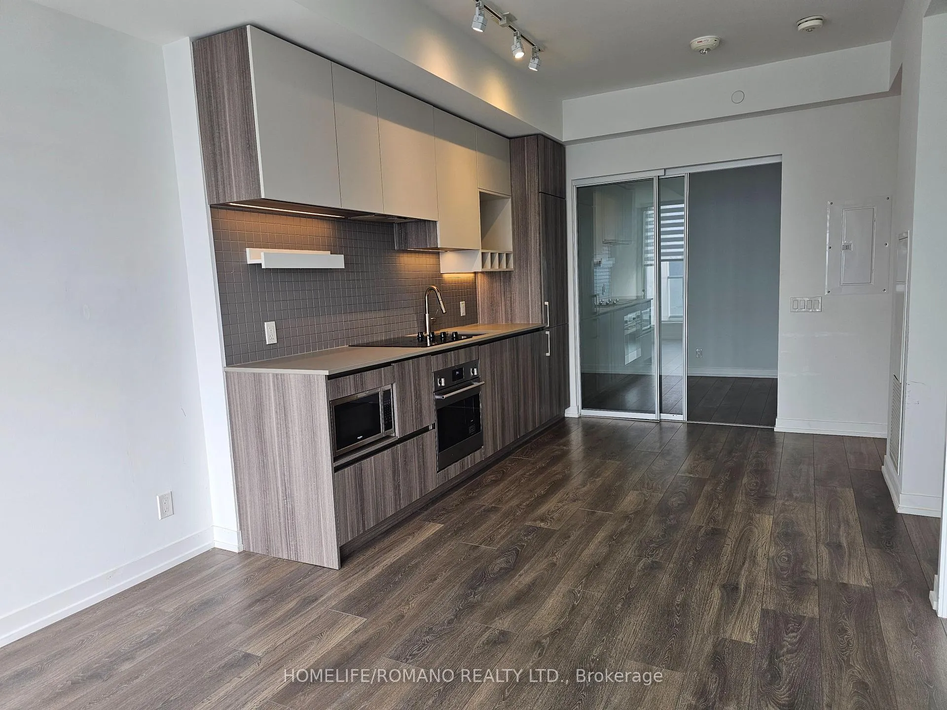 Photo 12 of Unit 2706, 5 Buttermill Avenue, Vaughan, Vaughan Corporate Centre — HOMEH