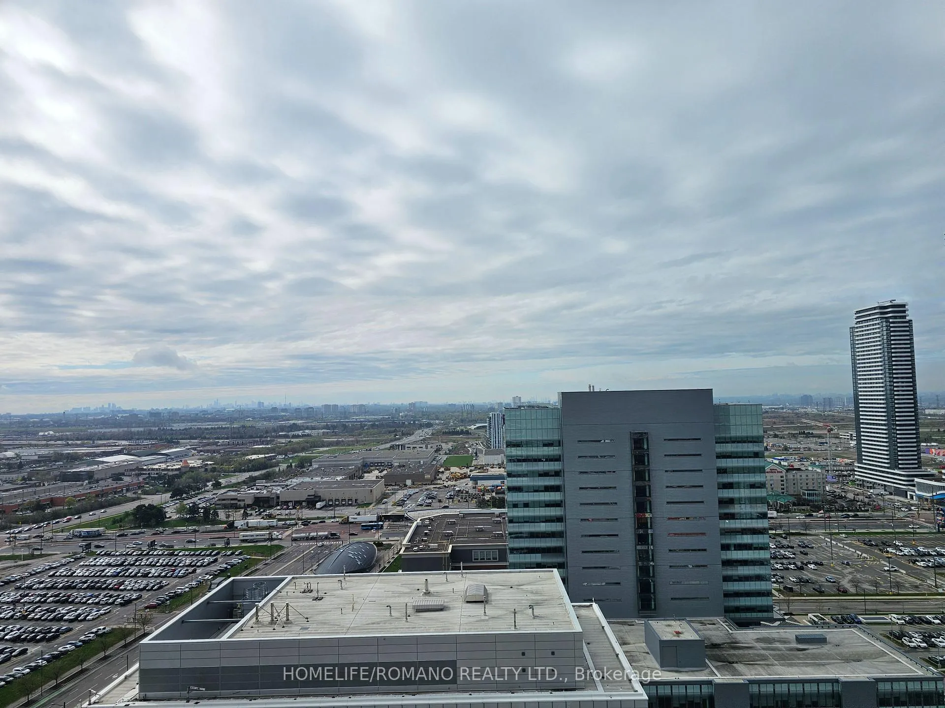 Photo 18 of Unit 2706, 5 Buttermill Avenue, Vaughan, Vaughan Corporate Centre — HOMEH
