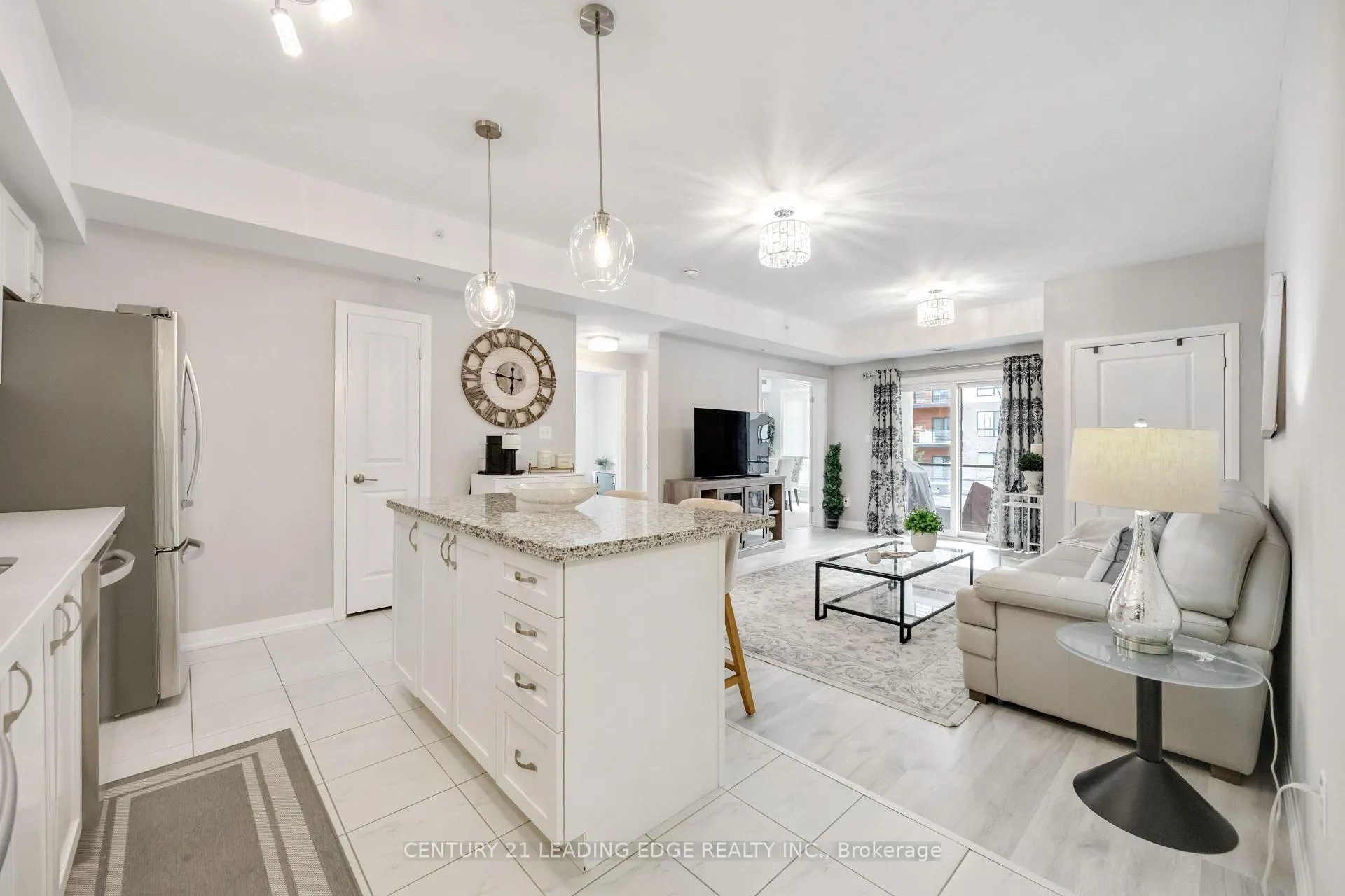 Photo 5 of Unit 209, 300 Essa Rd, Barrie, 400 West — HOMEH